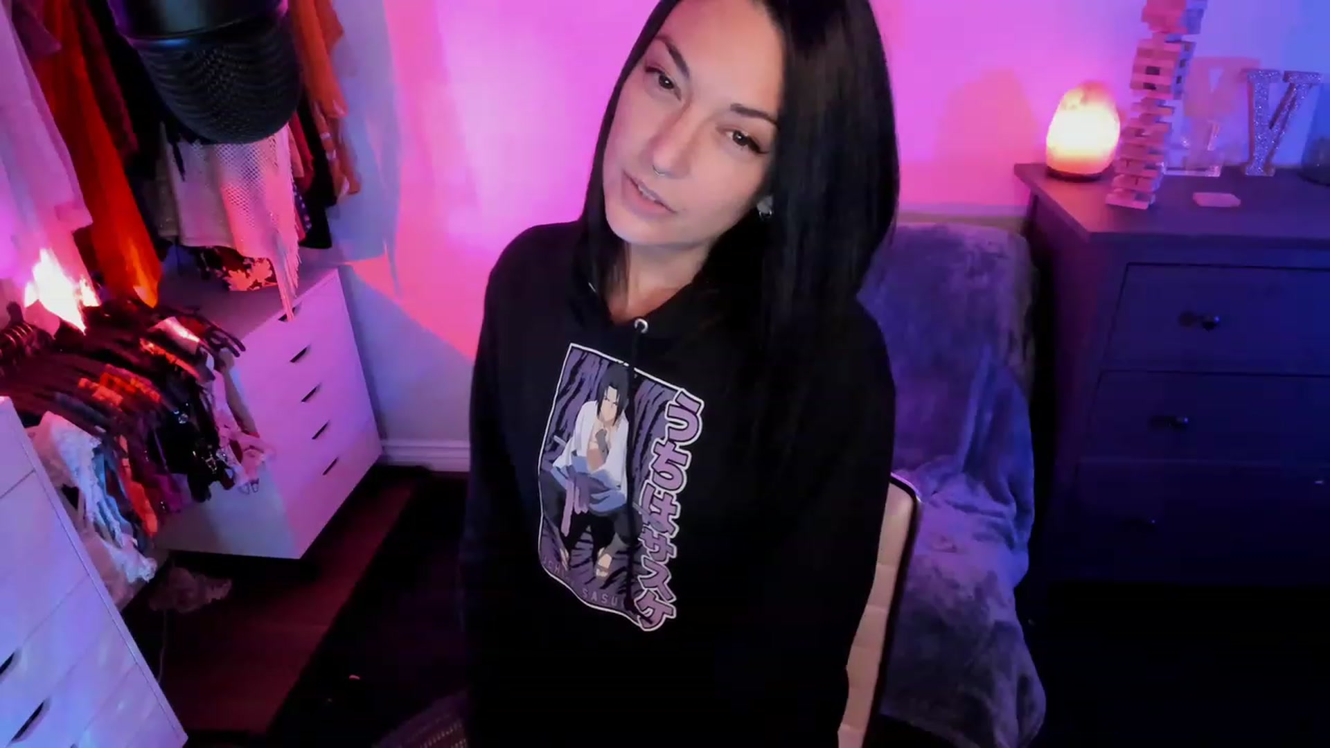 Gallery image thumbnail from savvyv's myfreecams stream on, 11/16/2022, 08:33 image 20 of 20