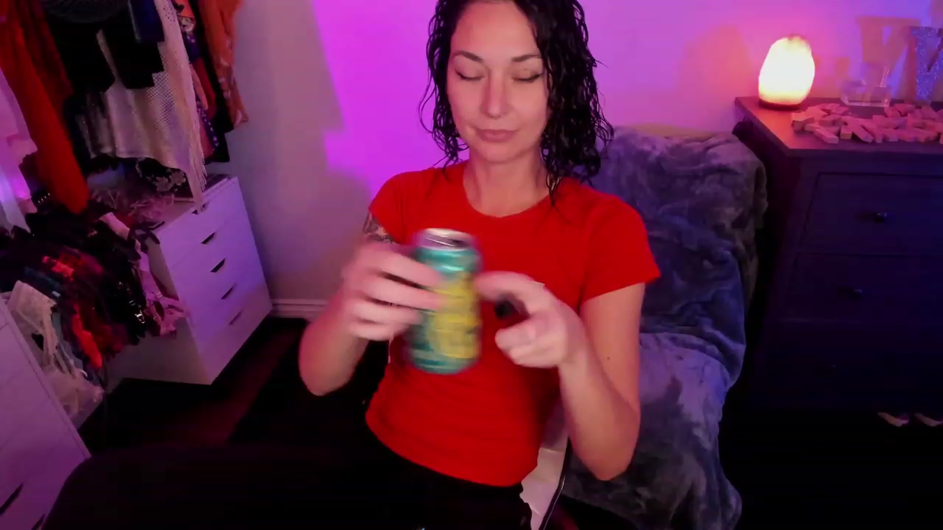 Gallery image thumbnail from savvyv's myfreecams stream on, 11/23/2022, 03:02 image 1 of 20