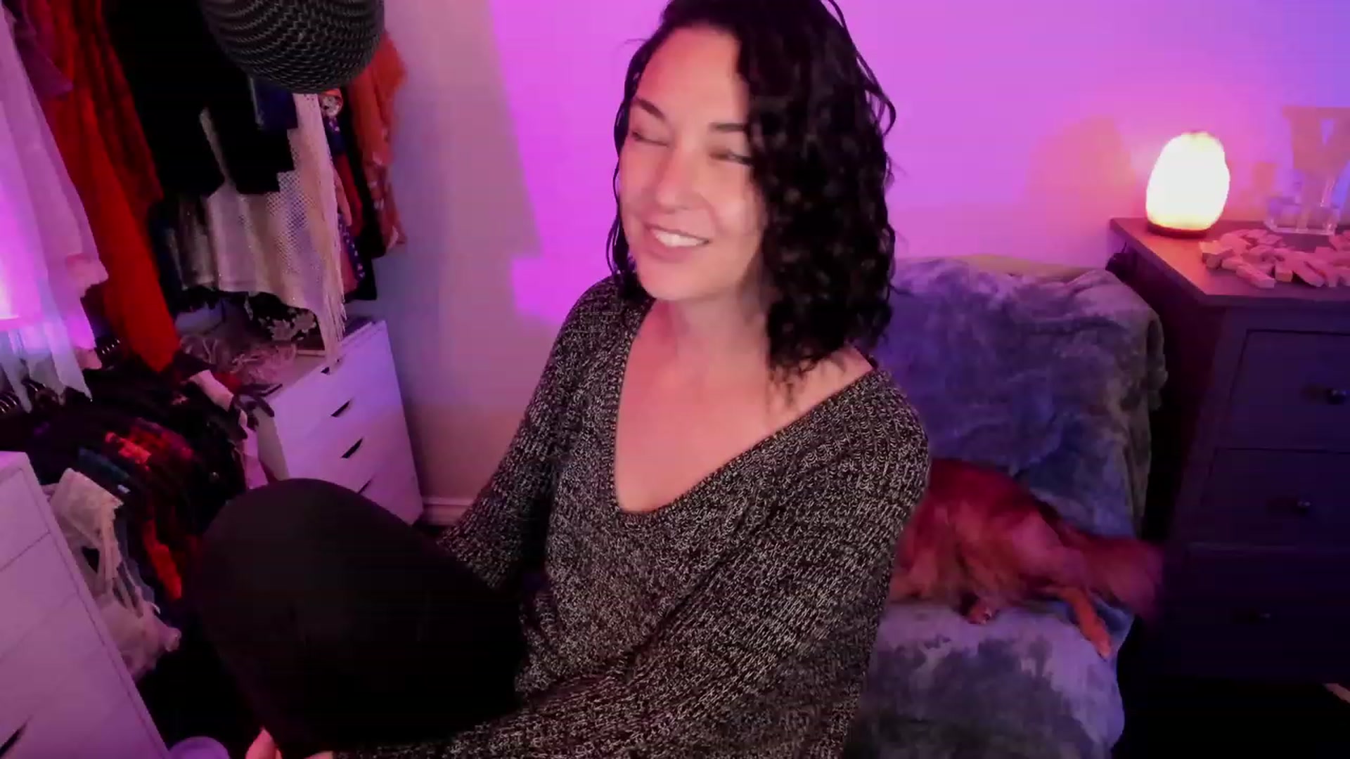 Gallery image thumbnail from savvyv's myfreecams stream on, 11/23/2022, 03:02 image 16 of 20