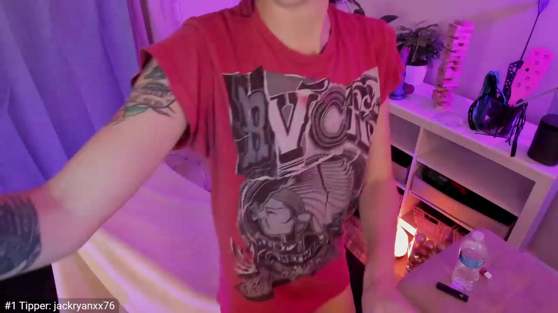 Gallery image thumbnail from savvyv's myfreecams stream on, 12/23/2022, 07:27 image 18 of 20