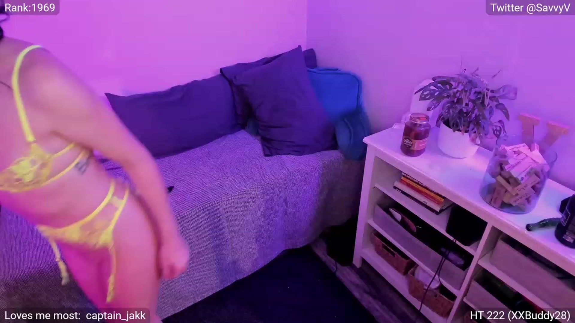 Gallery image thumbnail from savvyv's myfreecams stream on, 01/10/2023, 06:32 image 15 of 20