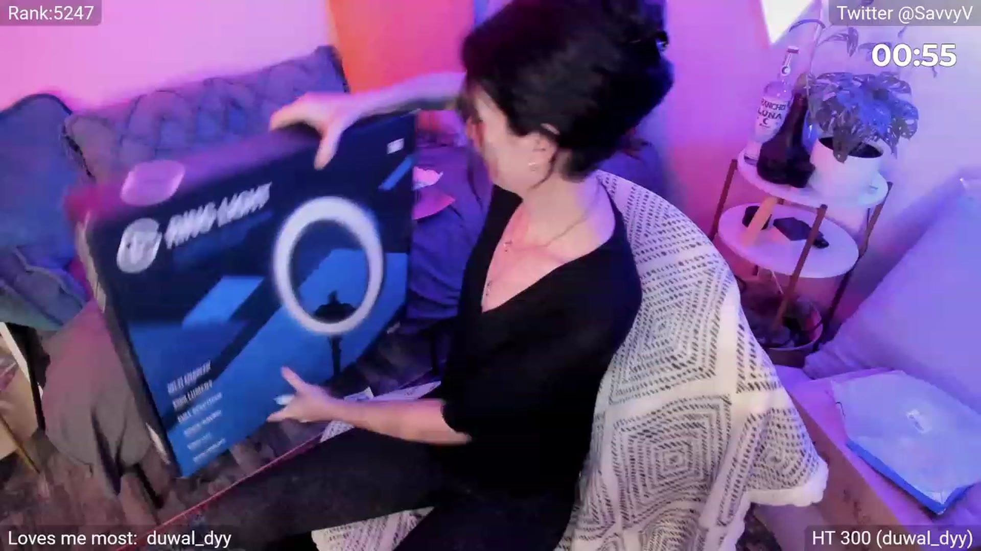 Gallery image thumbnail from savvyv's myfreecams stream on, 03/07/2023, 06:50 image 19 of 20