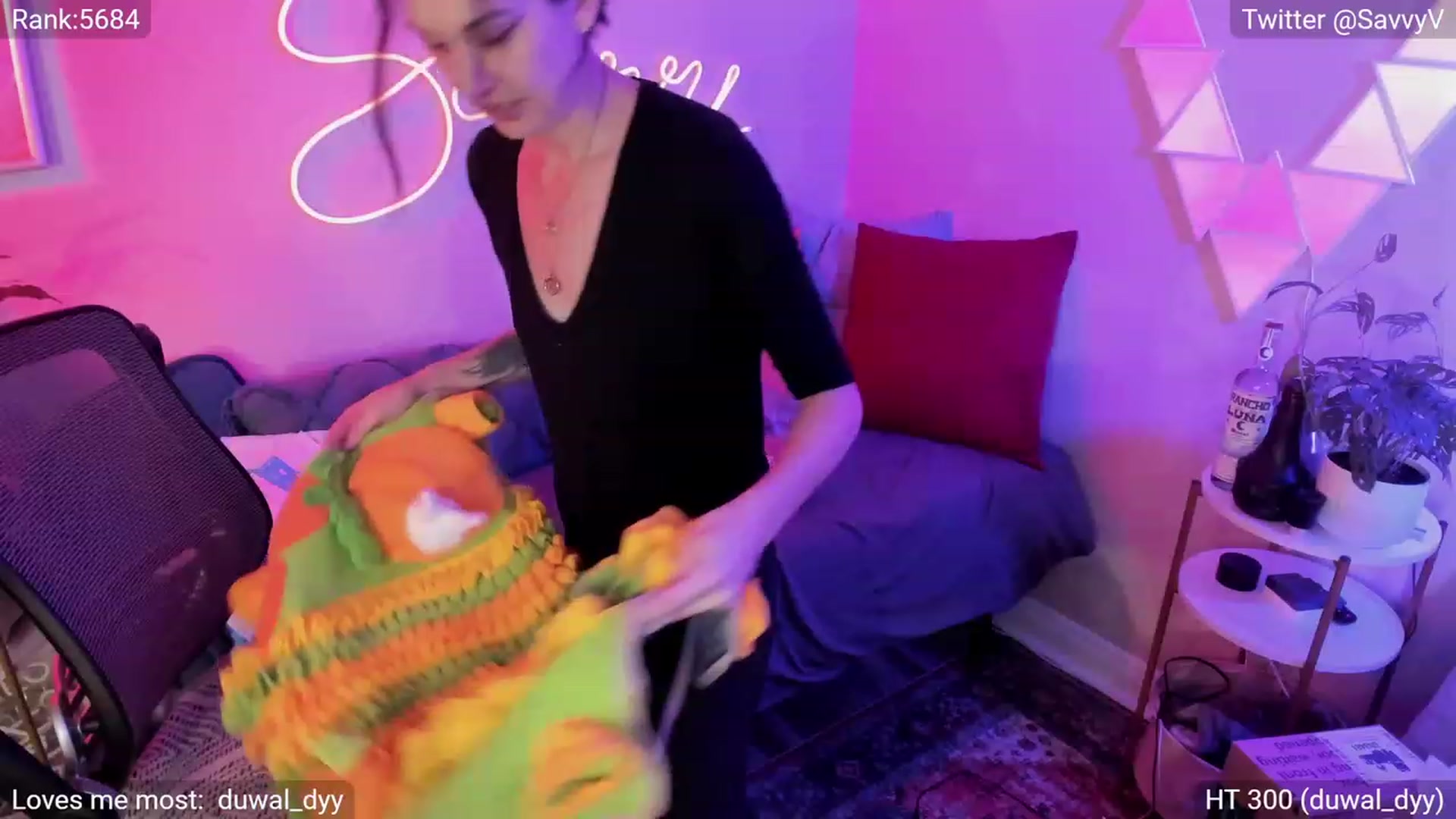 Gallery image thumbnail from savvyv's myfreecams stream on, 03/07/2023, 06:50 image 14 of 20