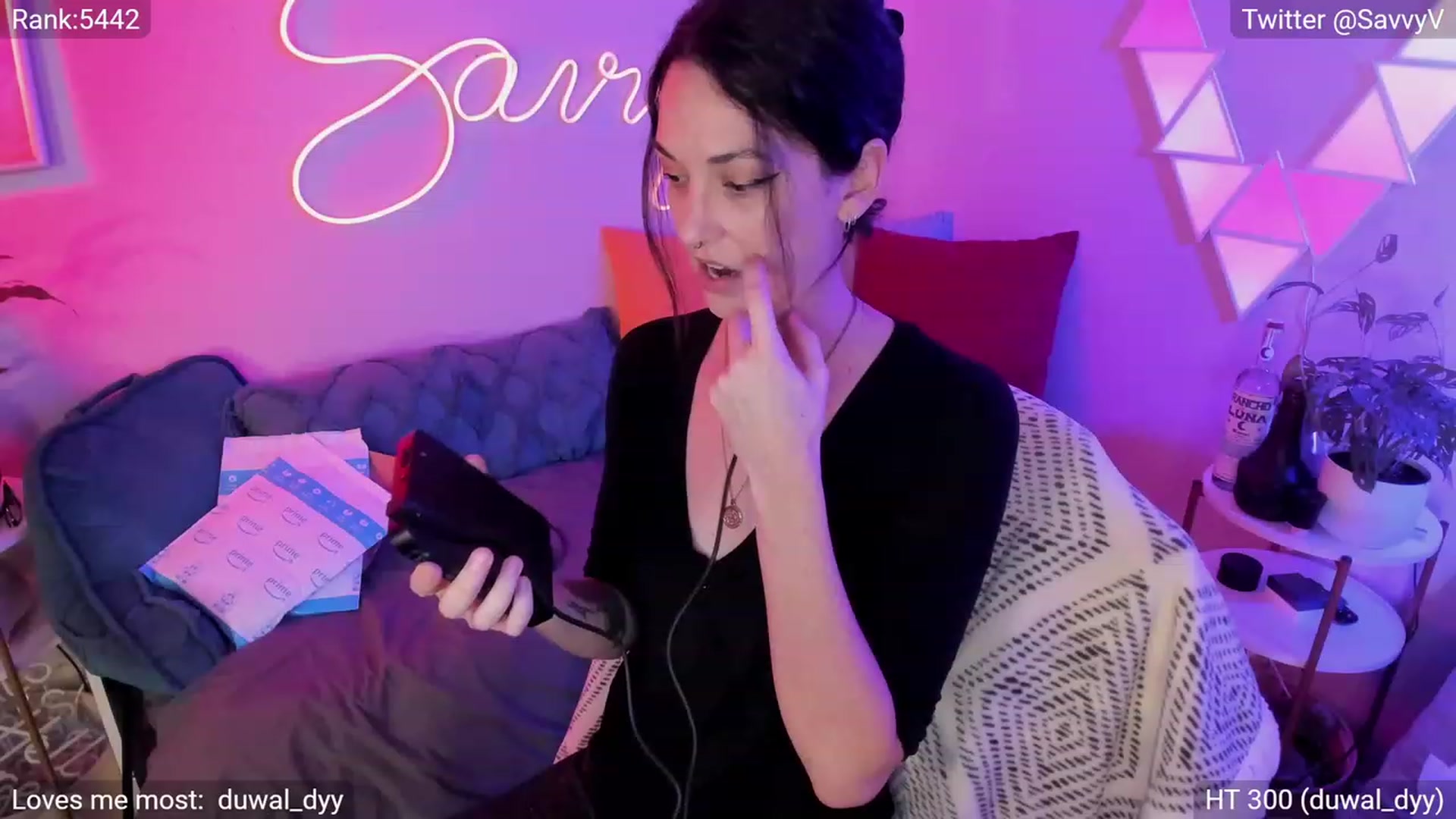 Gallery image thumbnail from savvyv's myfreecams stream on, 03/07/2023, 06:50 image 16 of 20