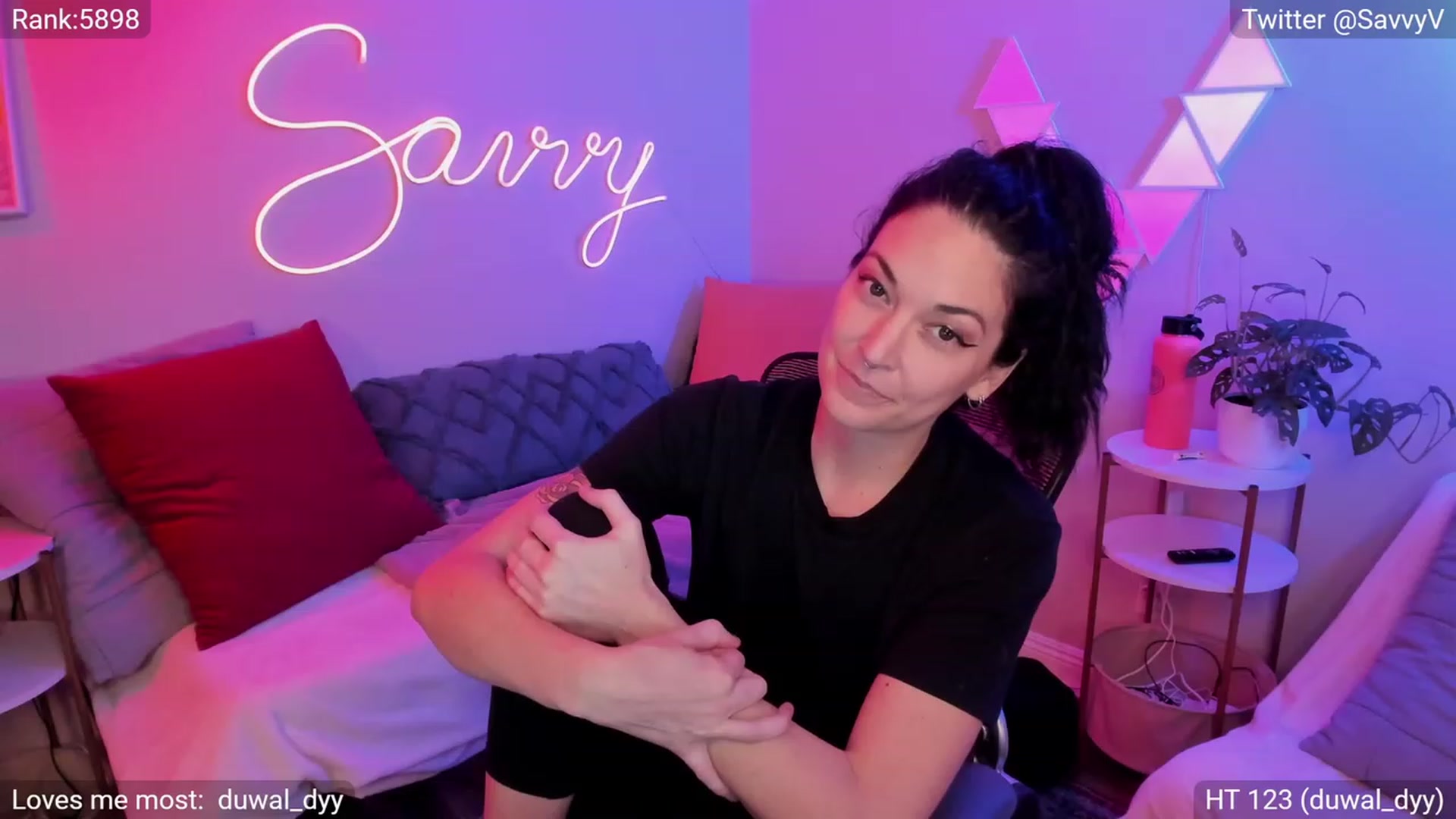 Gallery image thumbnail from savvyv's myfreecams stream on, 03/23/2023, 04:32 image 20 of 20