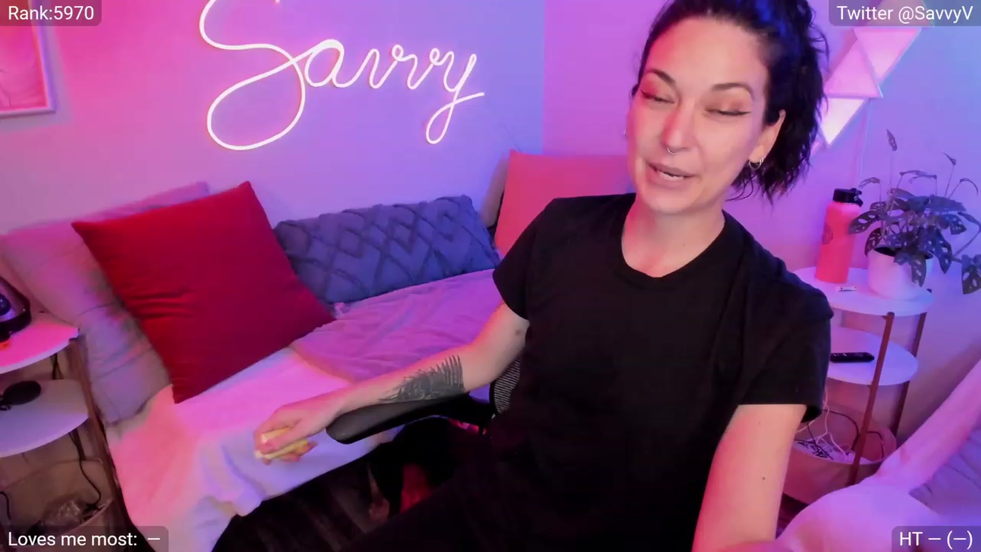 Gallery image thumbnail from savvyv's myfreecams stream on, 03/23/2023, 04:32 image 3 of 20