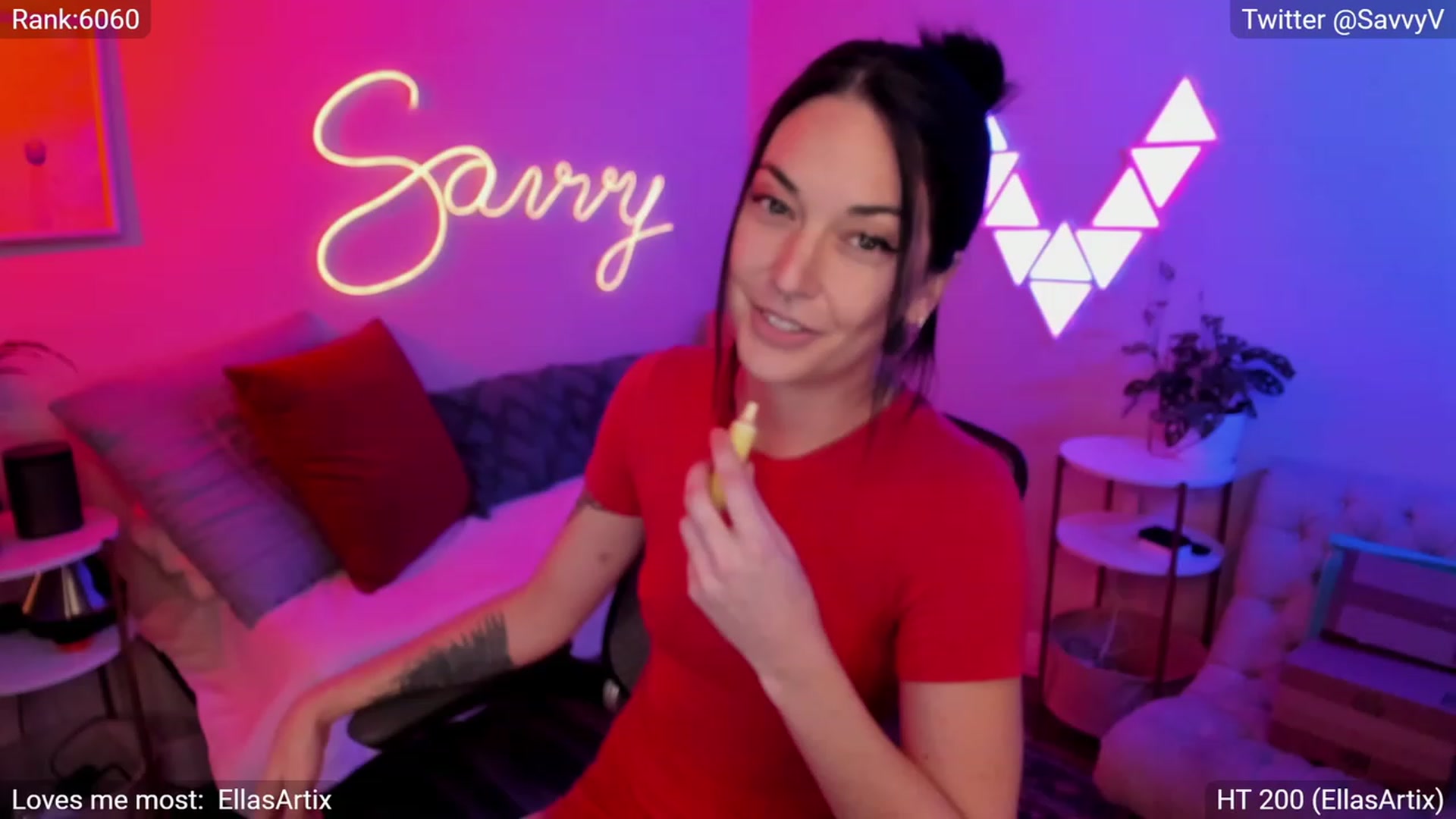 Gallery image thumbnail from savvyv's myfreecams stream on, 03/25/2023, 03:38 image 1 of 20
