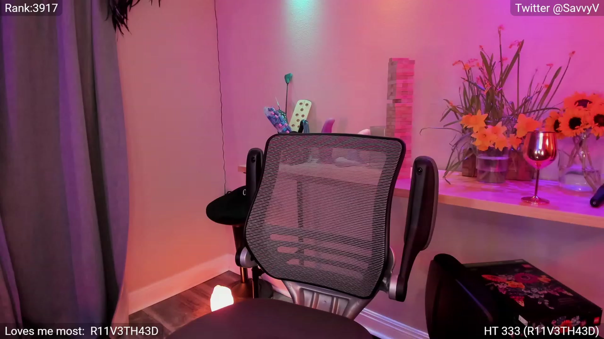 Gallery image thumbnail from savvyv's myfreecams stream on, 03/30/2023, 07:08 image 2 of 20