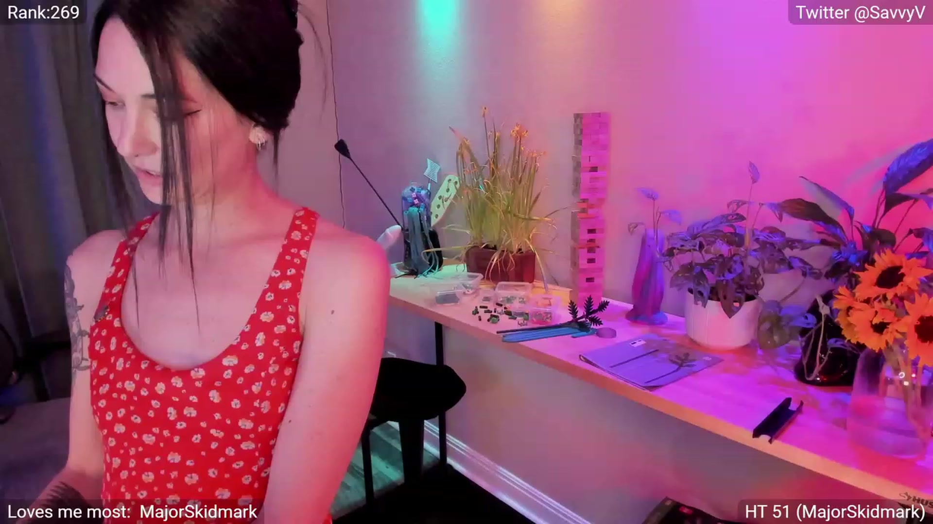 Gallery image thumbnail from savvyv's myfreecams stream on, 04/03/2023, 04:58 image 4 of 20