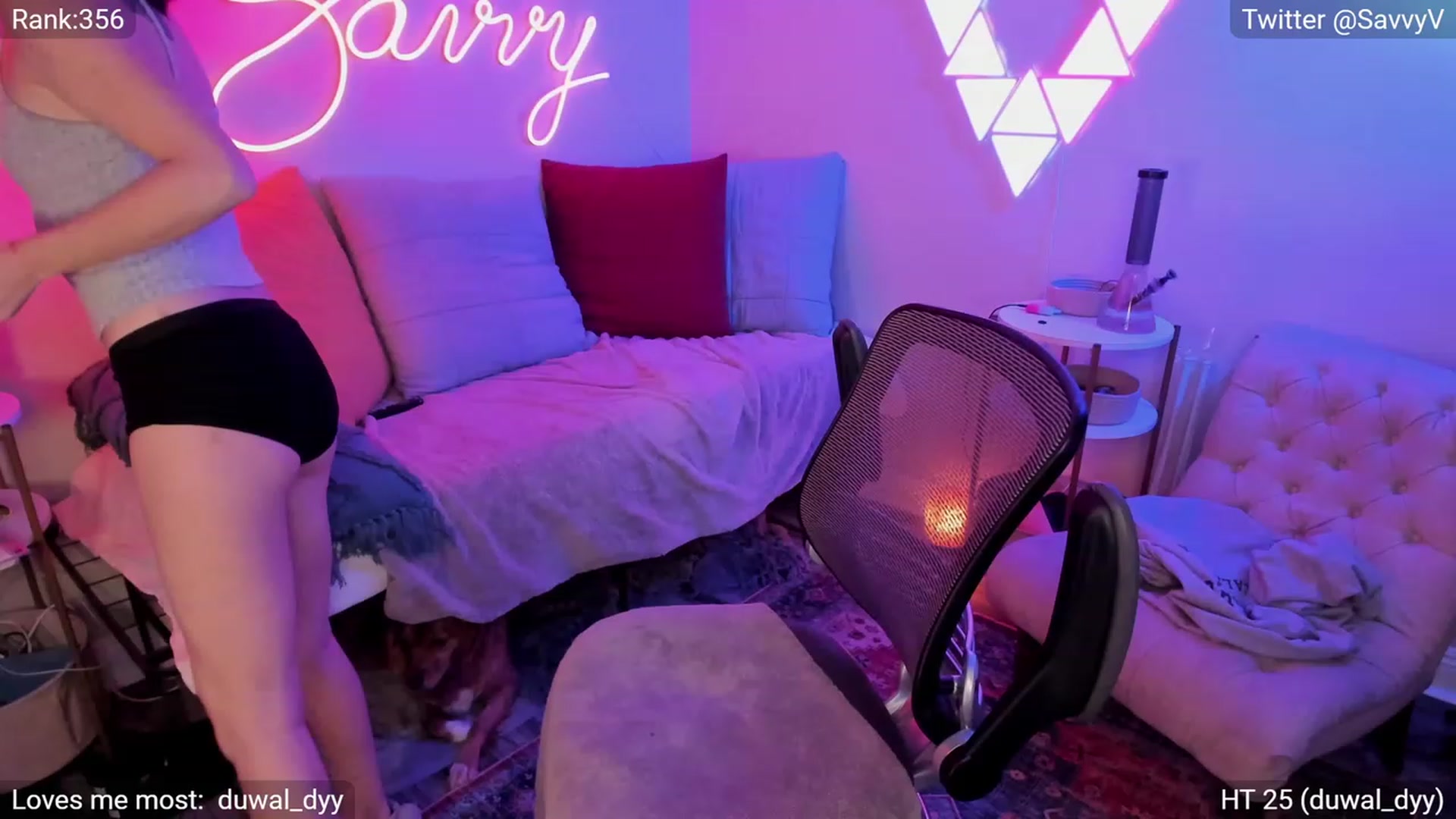 Gallery image thumbnail from savvyv's myfreecams stream on, 04/05/2023, 04:40 image 8 of 20