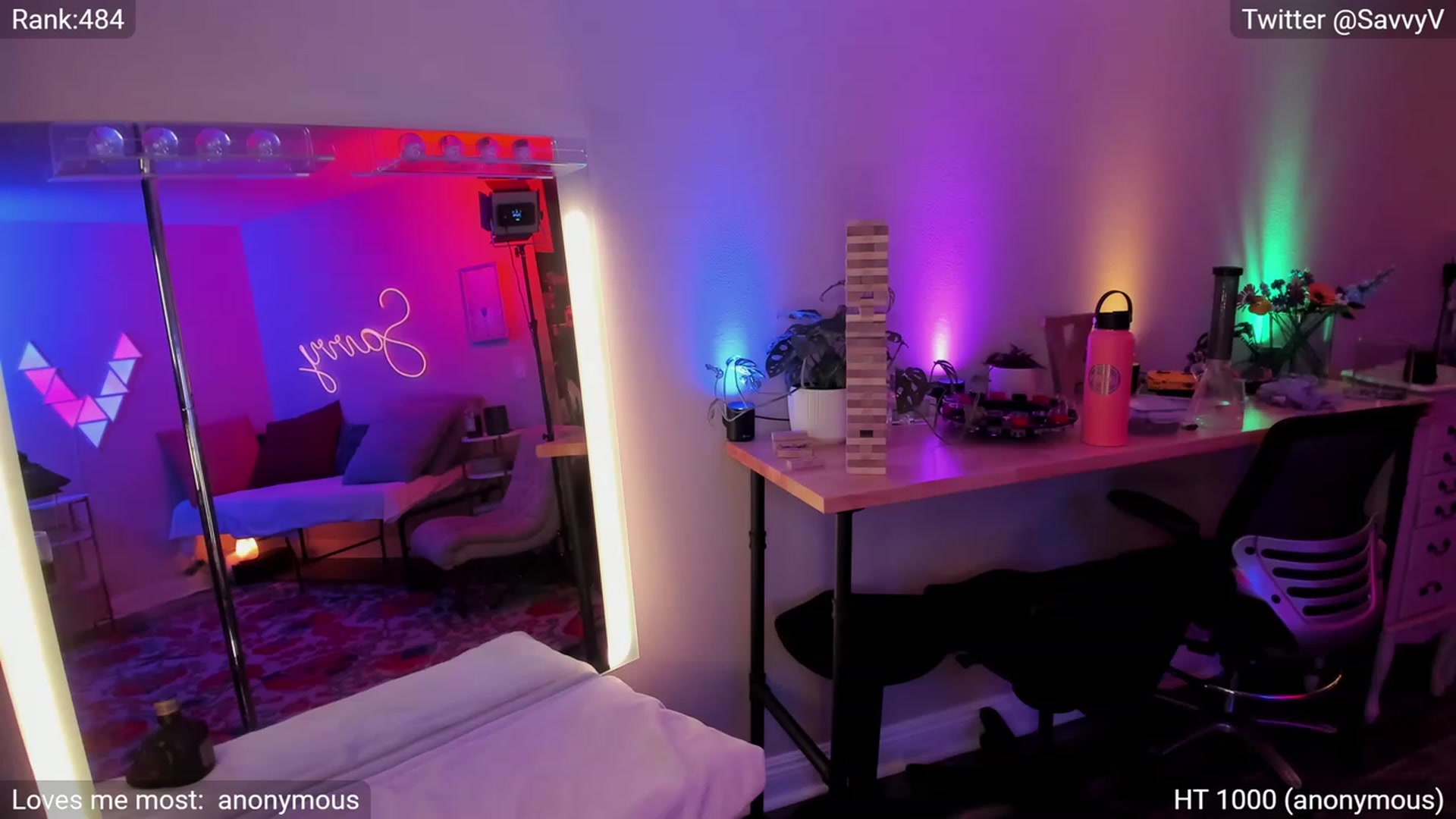 Gallery image thumbnail from savvyv's myfreecams stream on, 04/25/2023, 08:33 image 9 of 20
