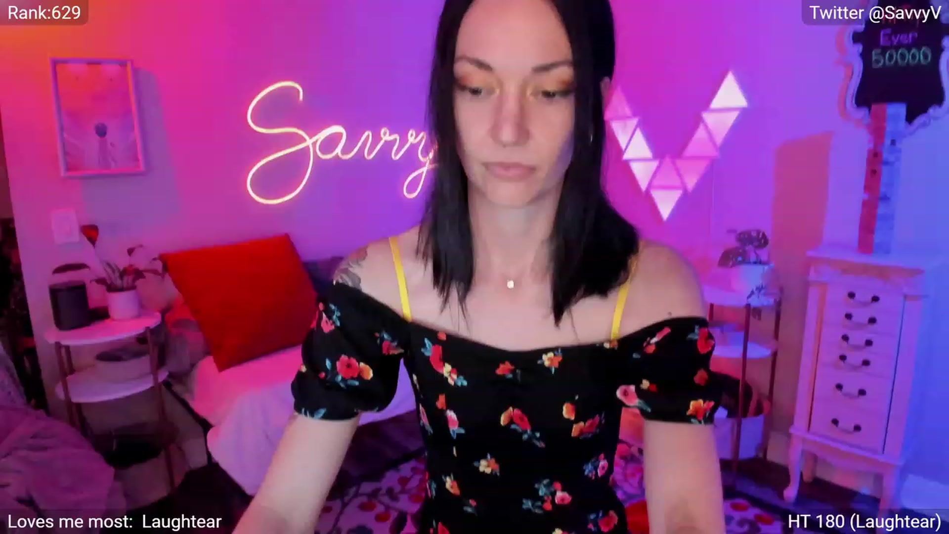 Gallery image thumbnail from savvyv's myfreecams stream on, 06/03/2023, 09:16 image 4 of 20