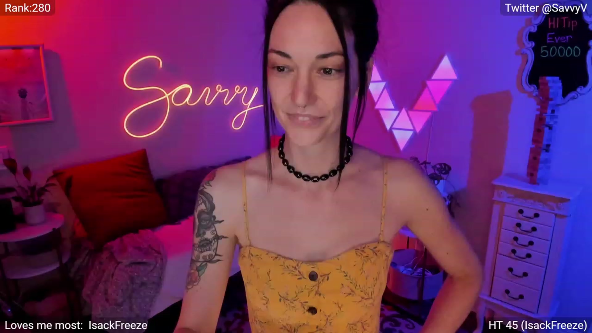 Gallery image thumbnail from savvyv's myfreecams stream on, 06/06/2023, 07:36 image 2 of 20
