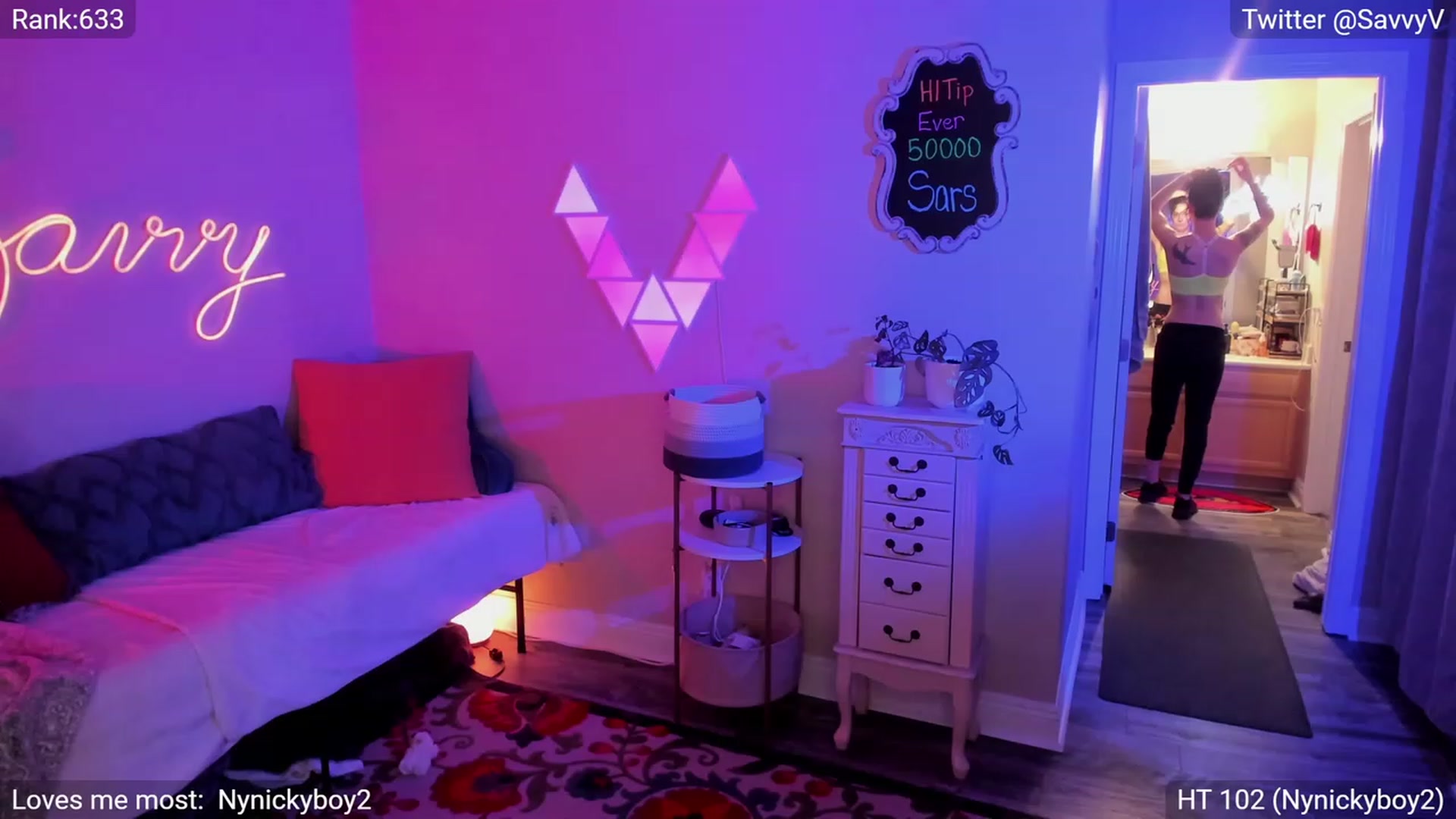 Gallery image thumbnail from savvyv's myfreecams stream on, 06/11/2023, 07:00 image 10 of 20