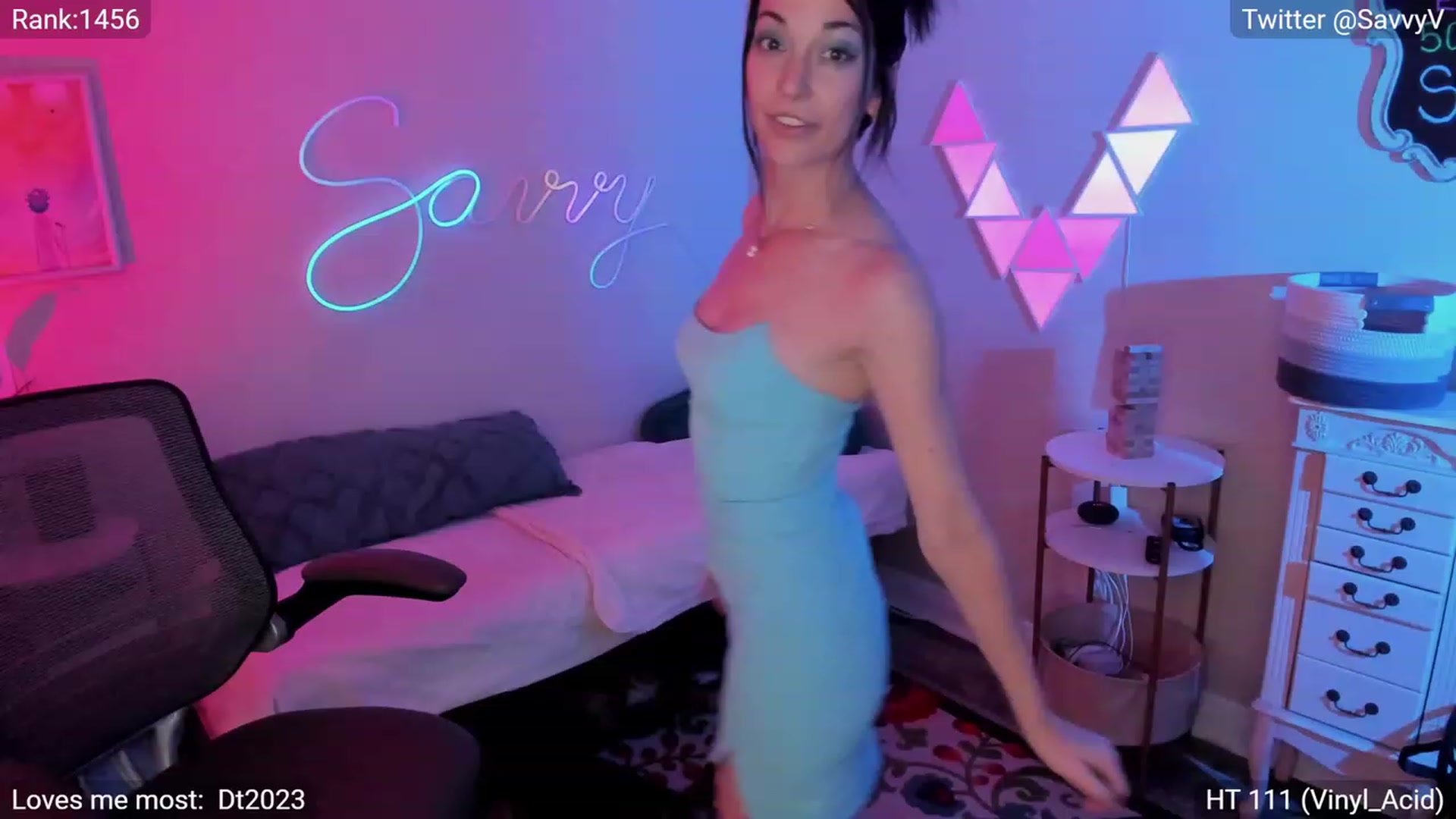 Gallery image thumbnail from savvyv's myfreecams stream on, 06/23/2023, 05:14 image 5 of 20