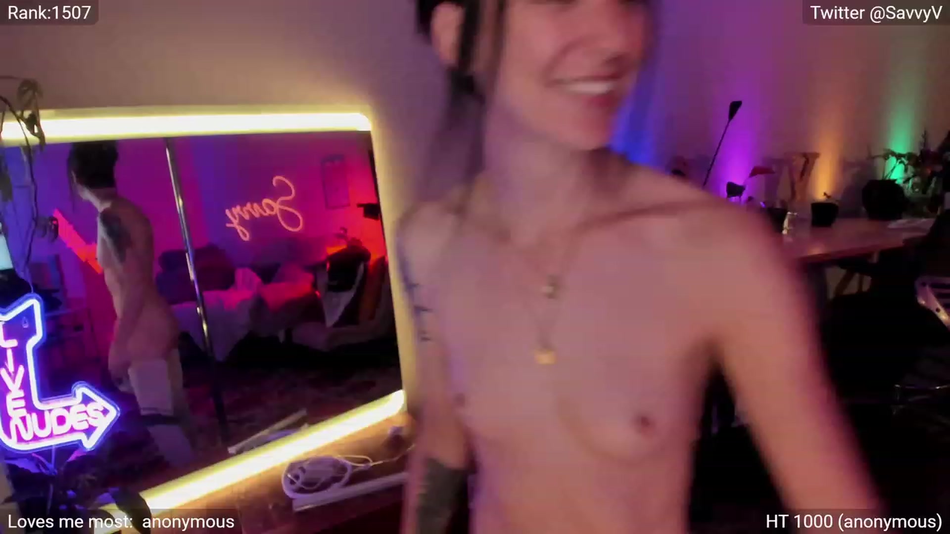 Gallery image thumbnail from savvyv's myfreecams stream on, 06/26/2023, 04:14 image 18 of 20