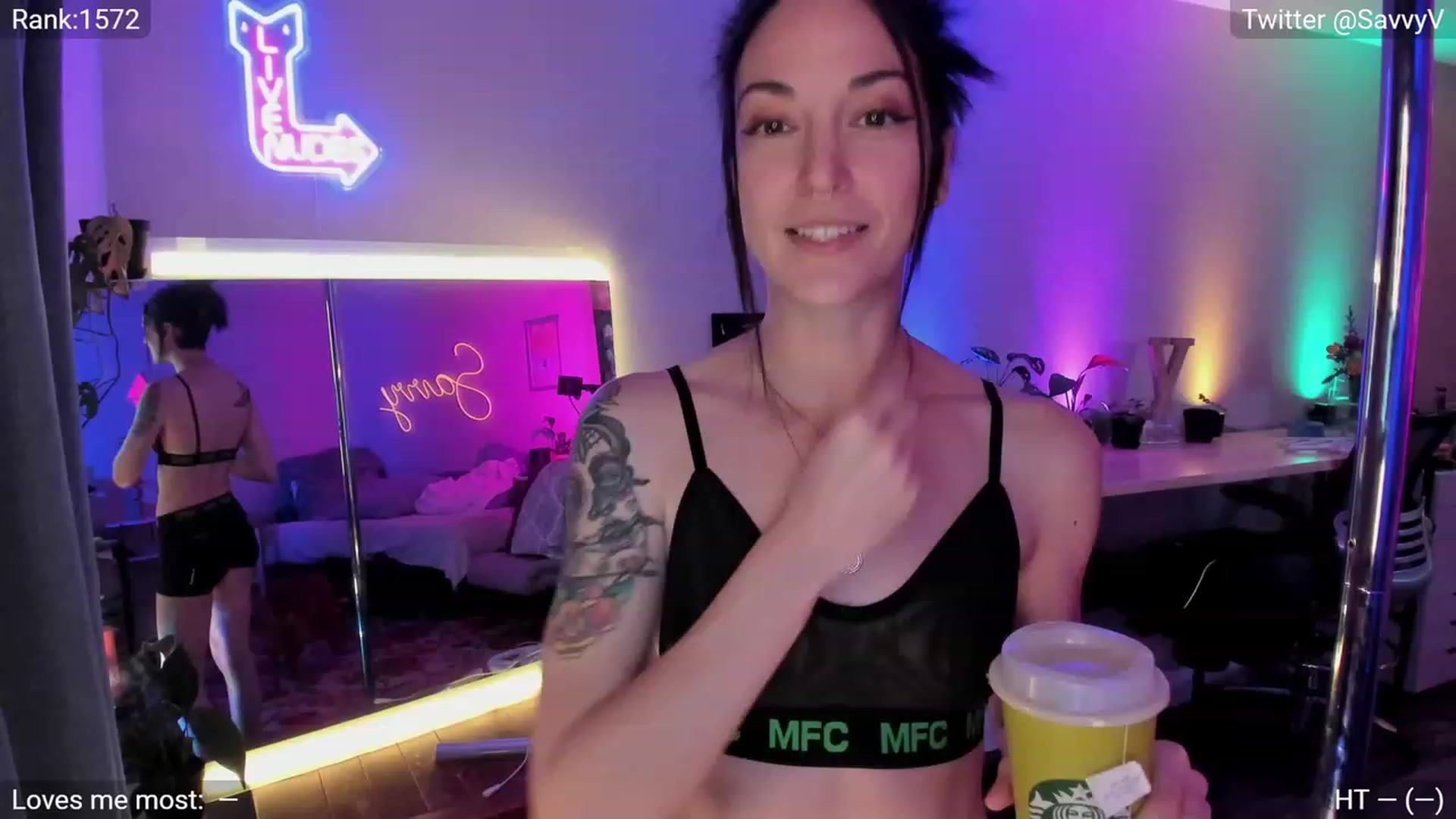 Gallery image thumbnail from savvyv's myfreecams stream on, 06/27/2023, 02:46 image 1 of 20