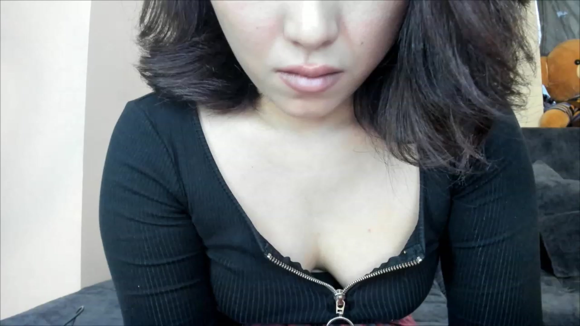 Gallery image thumbnail from sayshi_lee's myfreecams stream on, 03/28/2023, 24:40 image 19 of 20