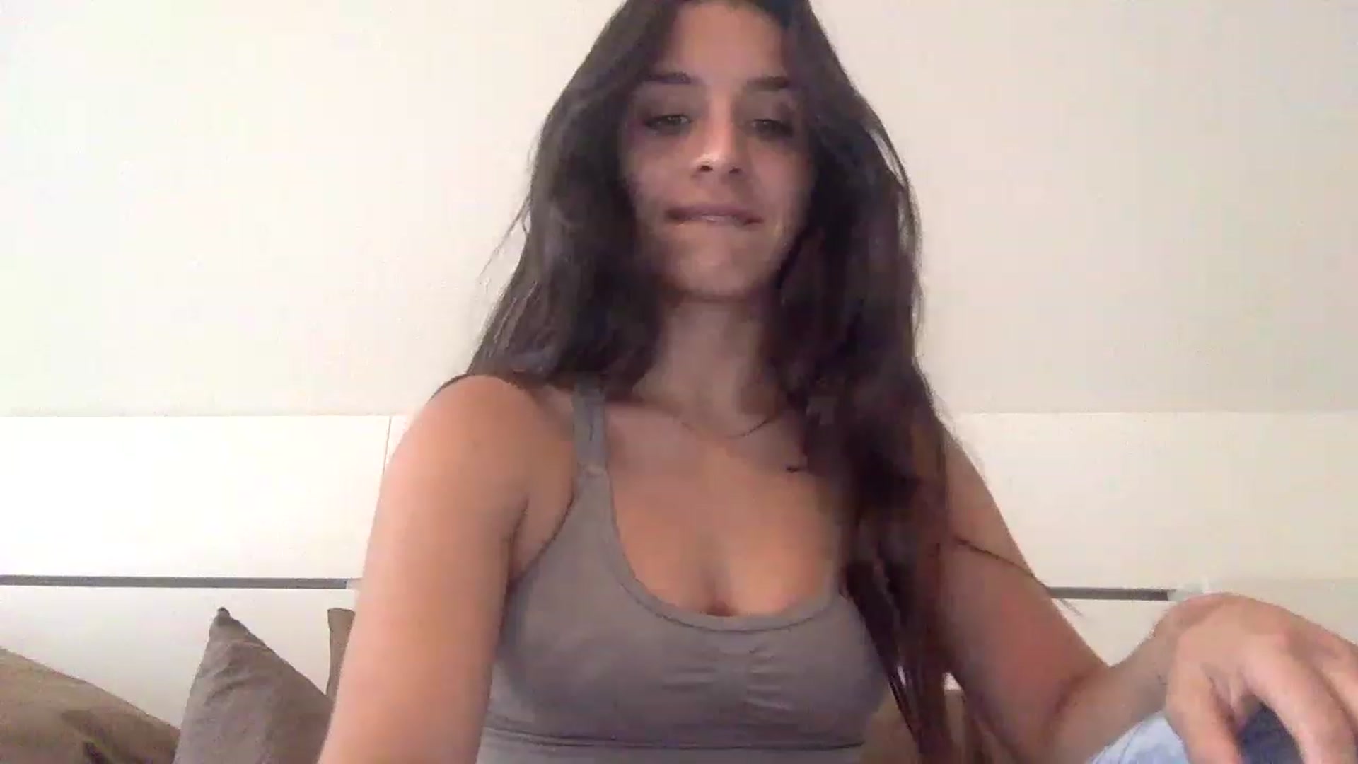 Gallery image thumbnail from scarletbaby2's myfreecams stream on, 03/11/2023, 23:08 image 7 of 20