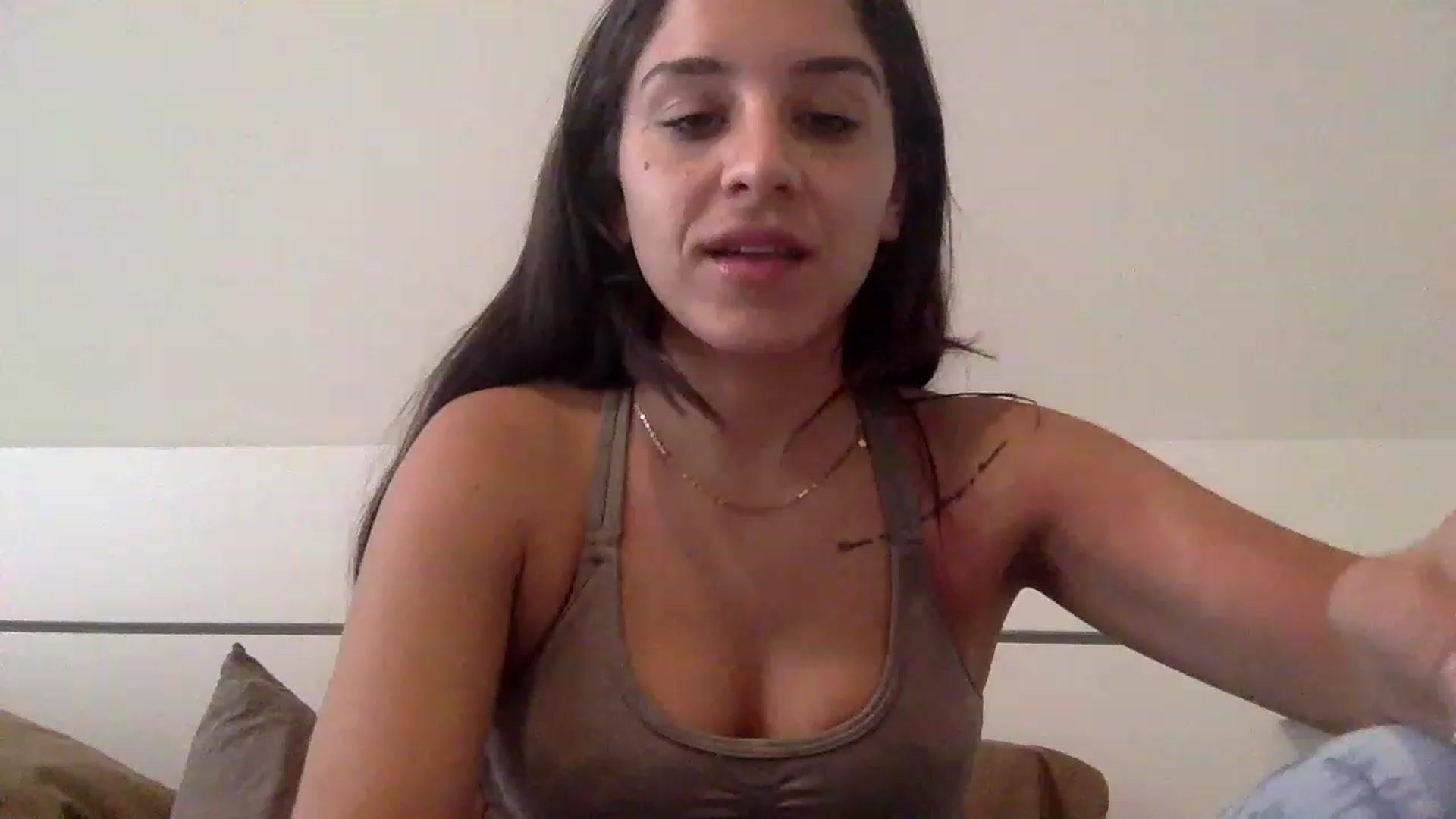 Gallery image thumbnail from scarletbaby2's myfreecams stream on, 03/11/2023, 23:08 image 18 of 20