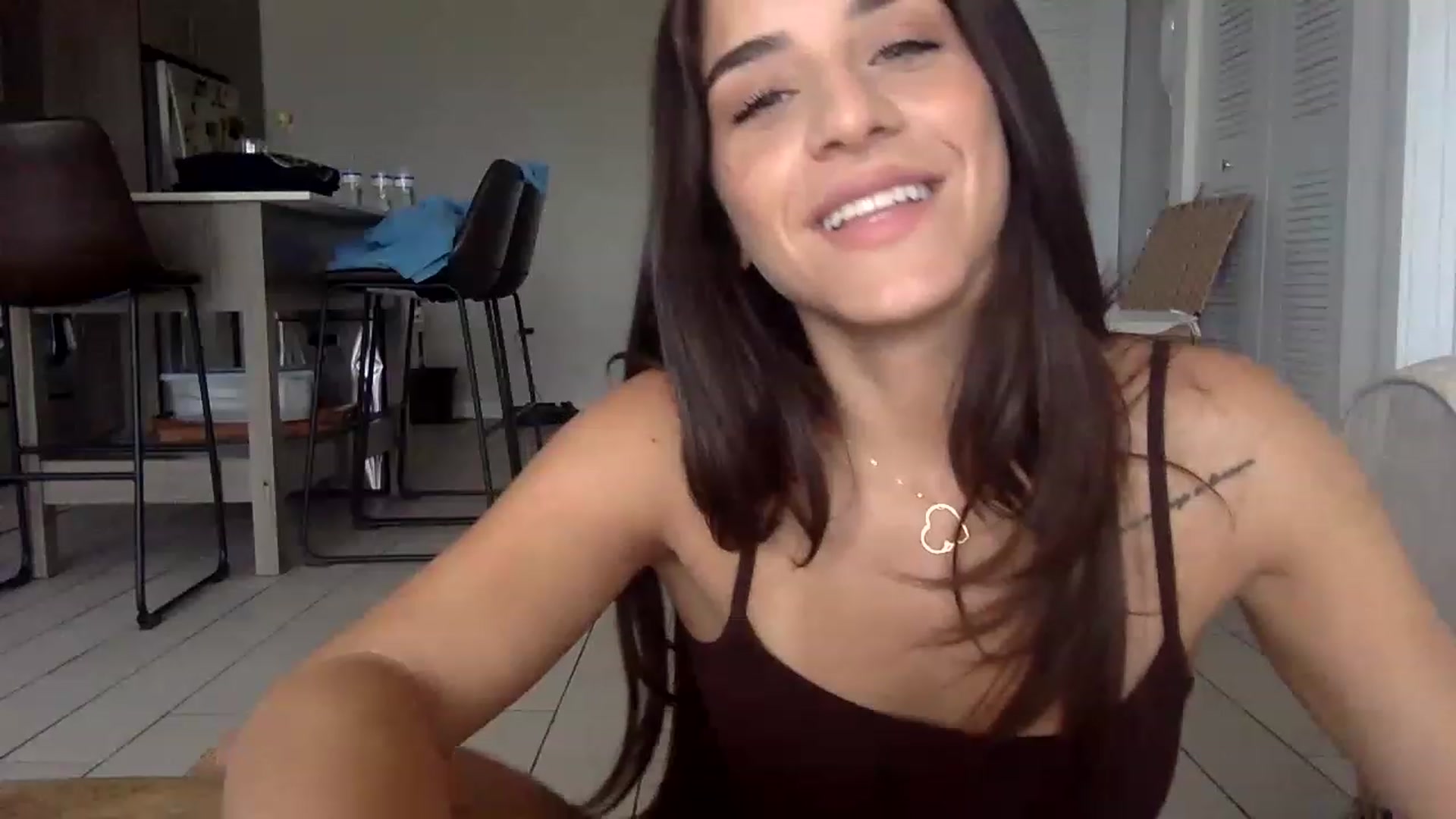 Gallery image thumbnail from scarletbaby2's myfreecams stream on, 08/07/2023, 20:59 image 3 of 20