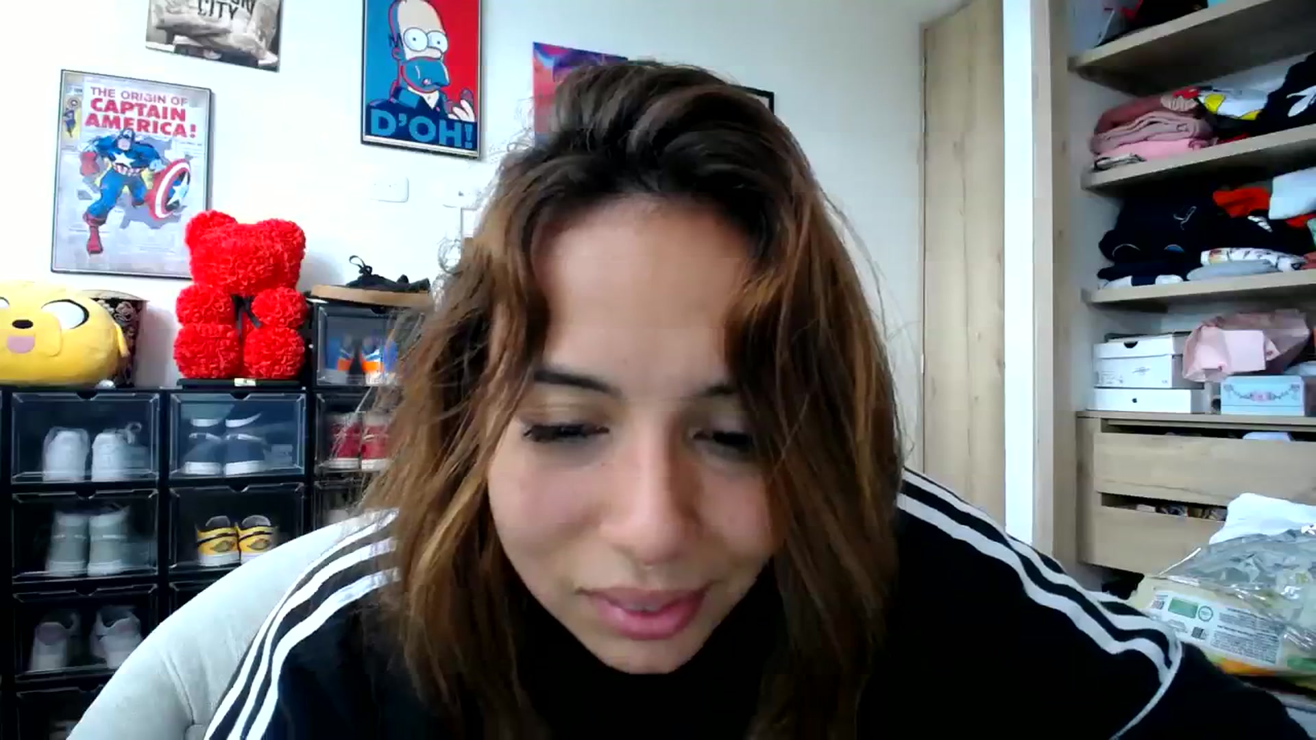 Gallery image thumbnail from scarletdoll_'s myfreecams stream on, 04/05/2024, 18:27 image 17 of 20