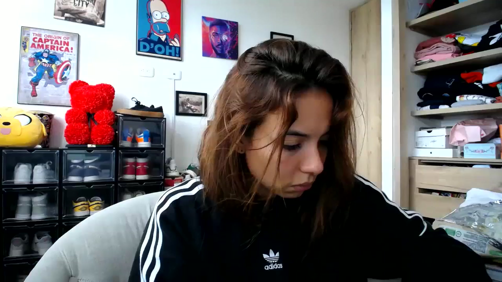 Gallery image thumbnail from scarletdoll_'s myfreecams stream on, 04/05/2024, 18:27 image 18 of 20