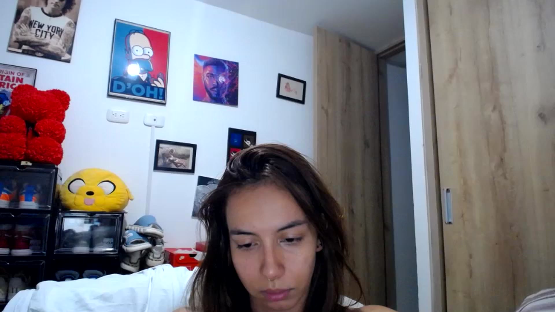 Gallery image thumbnail from scarletdoll_'s myfreecams stream on, 05/03/2024, 06:38 image 17 of 20