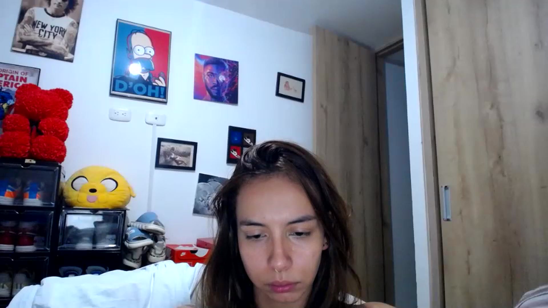 Gallery image thumbnail from scarletdoll_'s myfreecams stream on, 05/03/2024, 06:38 image 20 of 20