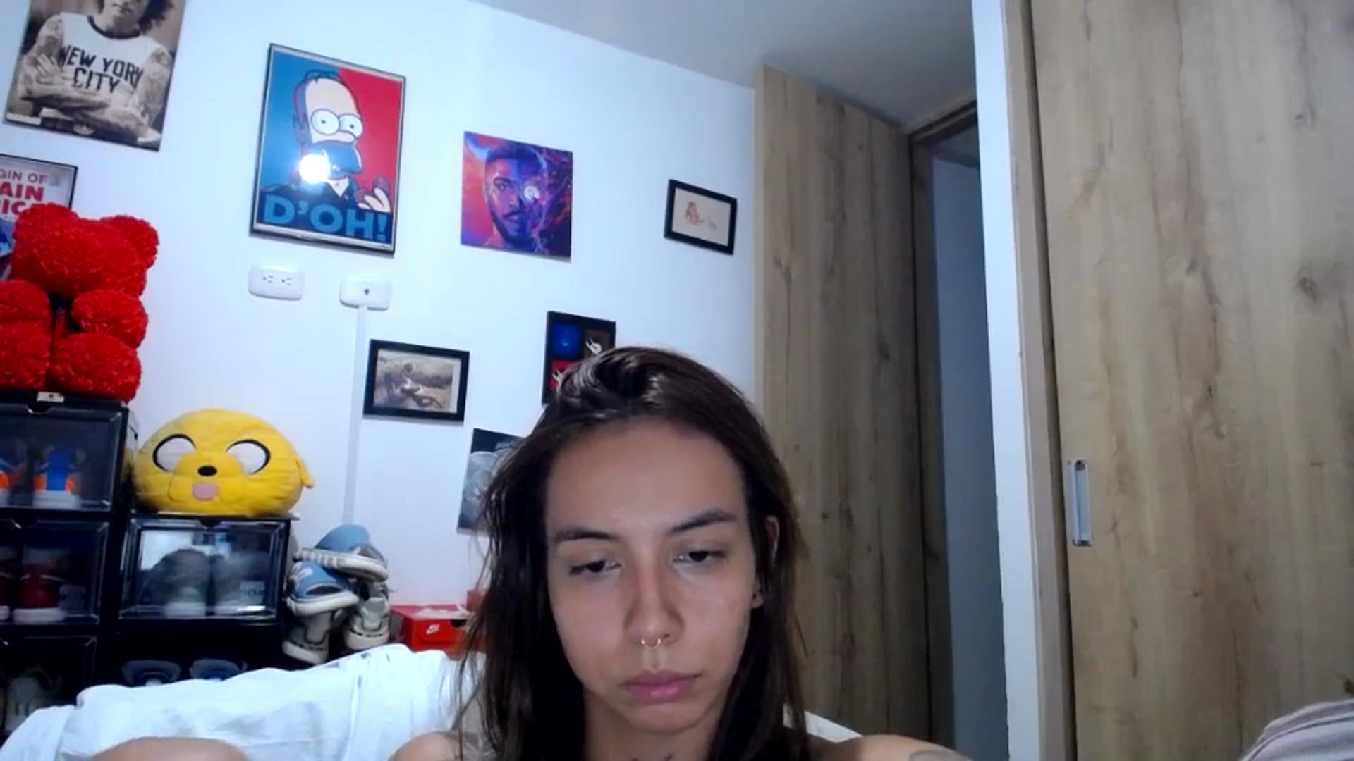 Gallery image thumbnail from scarletdoll_'s myfreecams stream on, 05/03/2024, 06:38 image 13 of 20