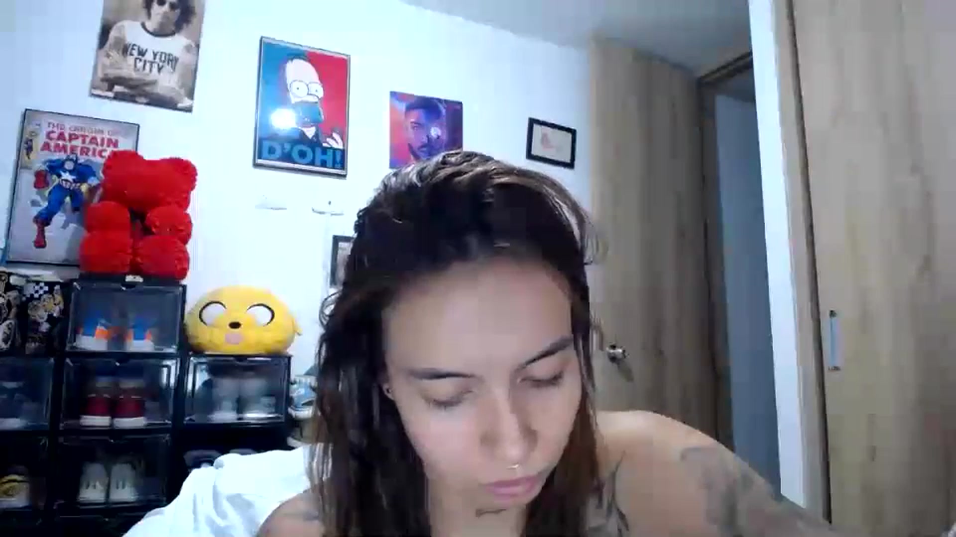 Gallery image thumbnail from scarletdoll_'s myfreecams stream on, 05/03/2024, 06:38 image 4 of 20