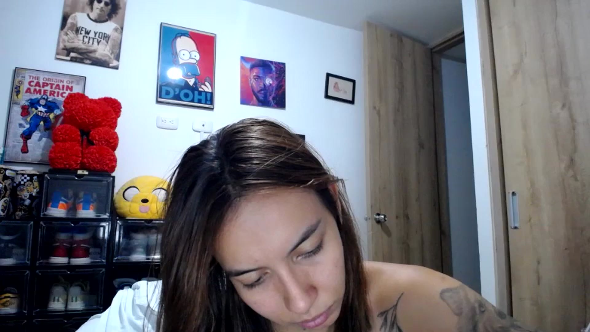 Gallery image thumbnail from scarletdoll_'s myfreecams stream on, 05/03/2024, 06:38 image 9 of 20