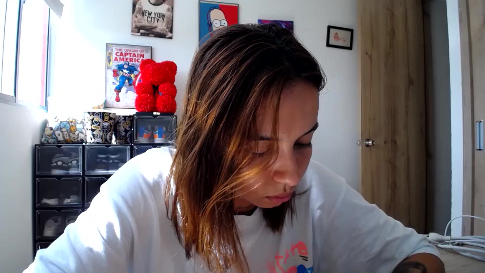 Gallery image thumbnail from scarletdoll_'s myfreecams stream on, 05/03/2024, 19:27 image 17 of 20