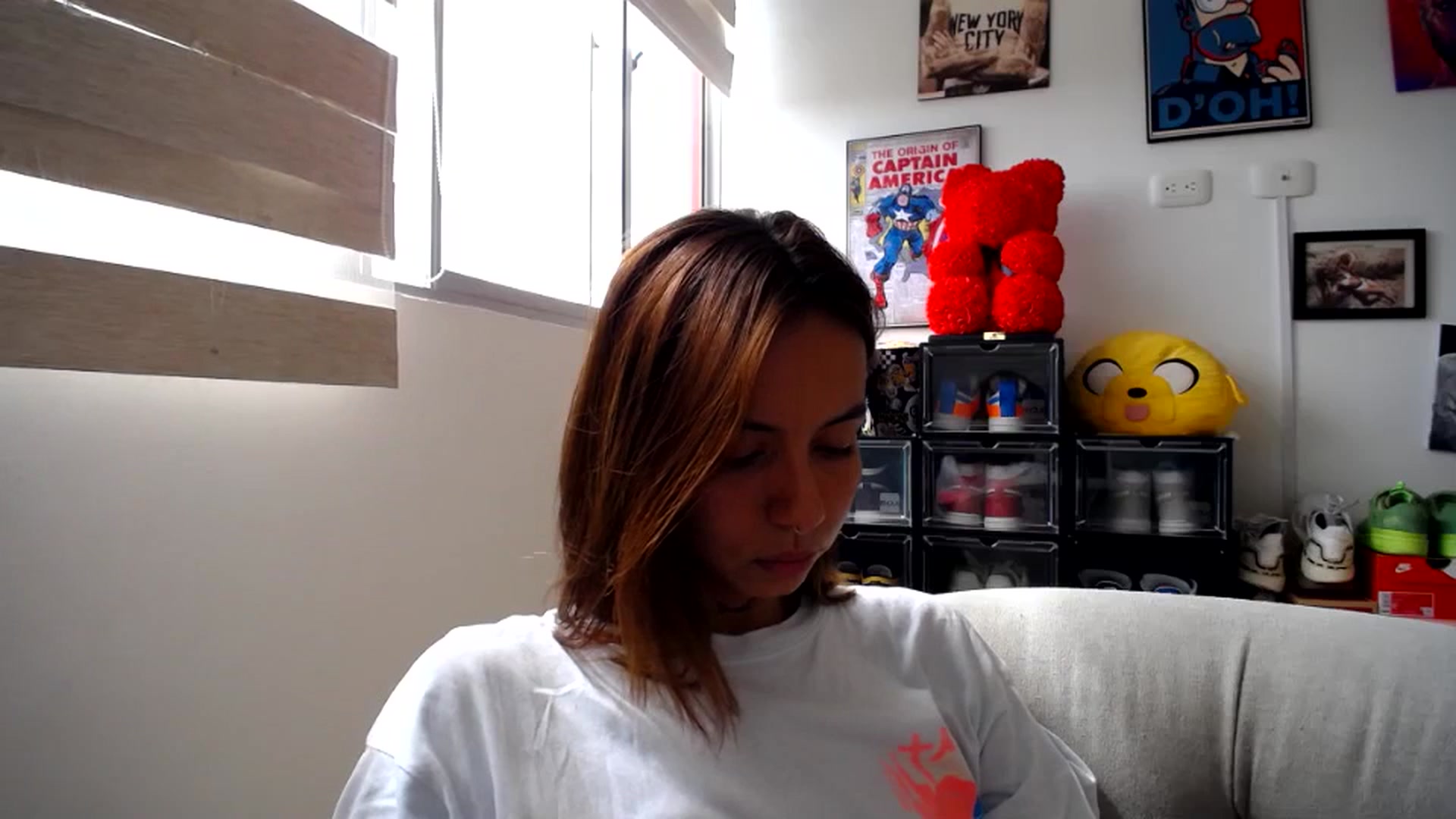 Gallery image thumbnail from scarletdoll_'s myfreecams stream on, 05/03/2024, 19:27 image 15 of 20