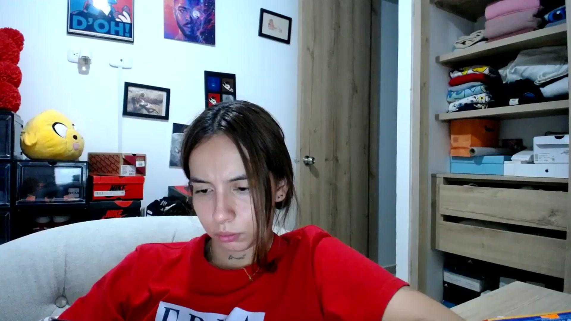 Gallery image thumbnail from scarletdoll_'s myfreecams stream on, 05/21/2024, 08:29 image 20 of 20
