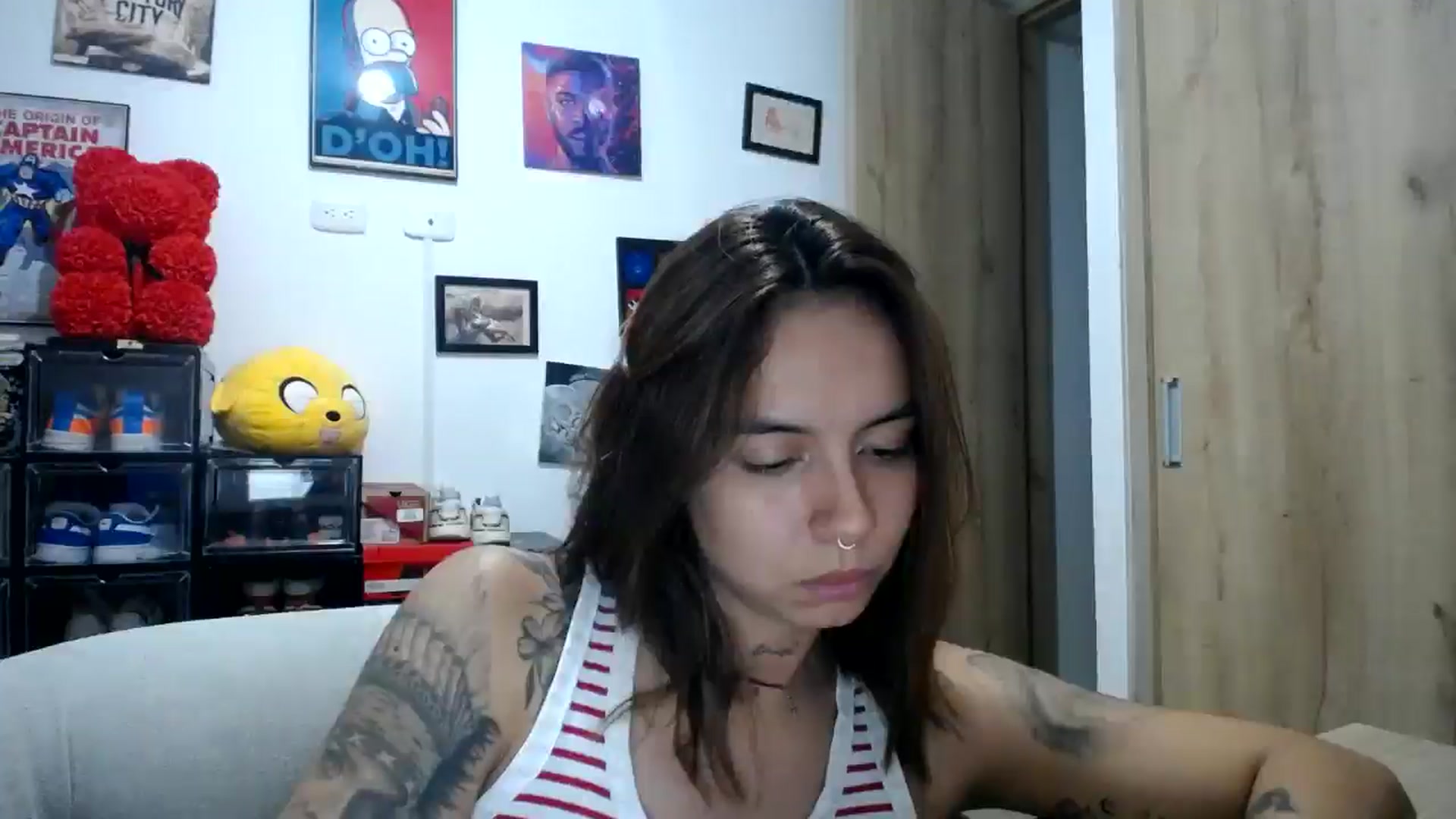 Gallery image thumbnail from scarletdoll_'s myfreecams stream on, 05/25/2024, 10:30 image 10 of 20