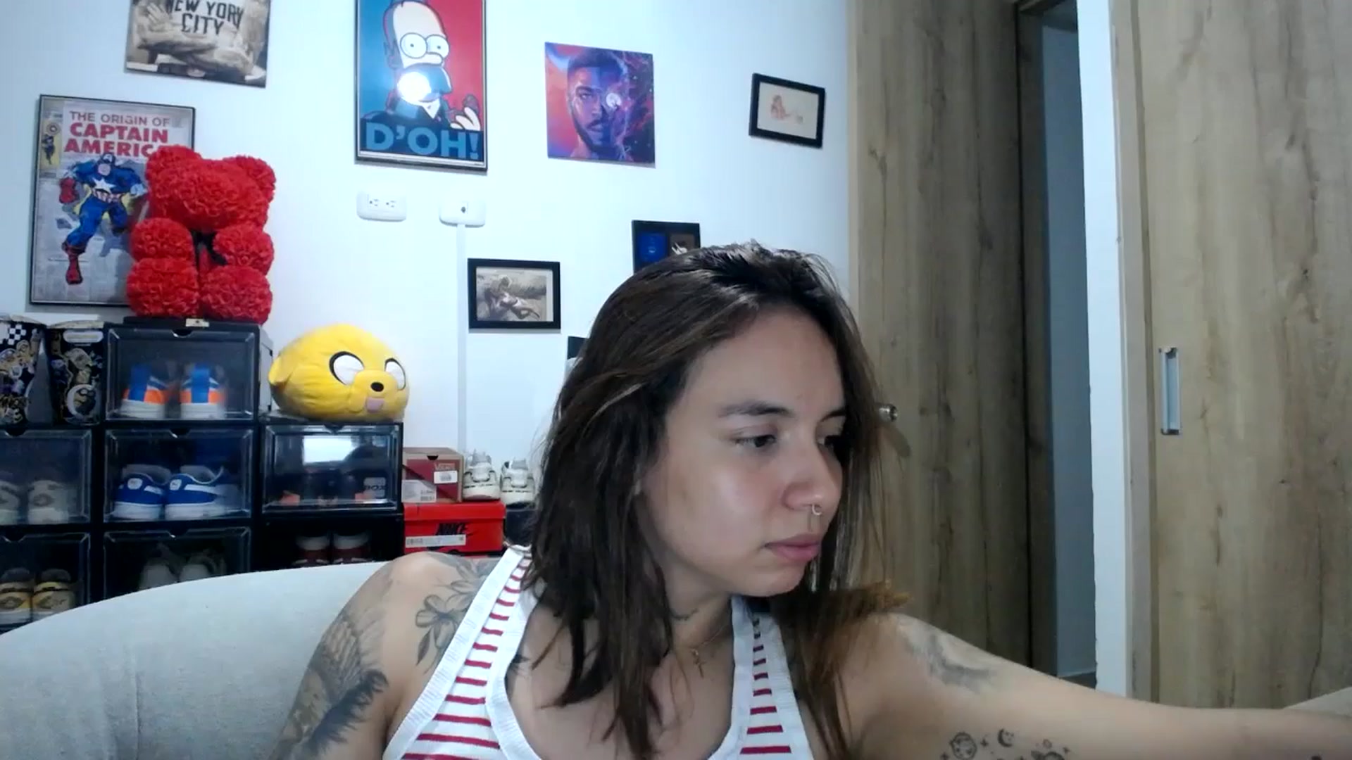Gallery image thumbnail from scarletdoll_'s myfreecams stream on, 05/25/2024, 10:30 image 1 of 20