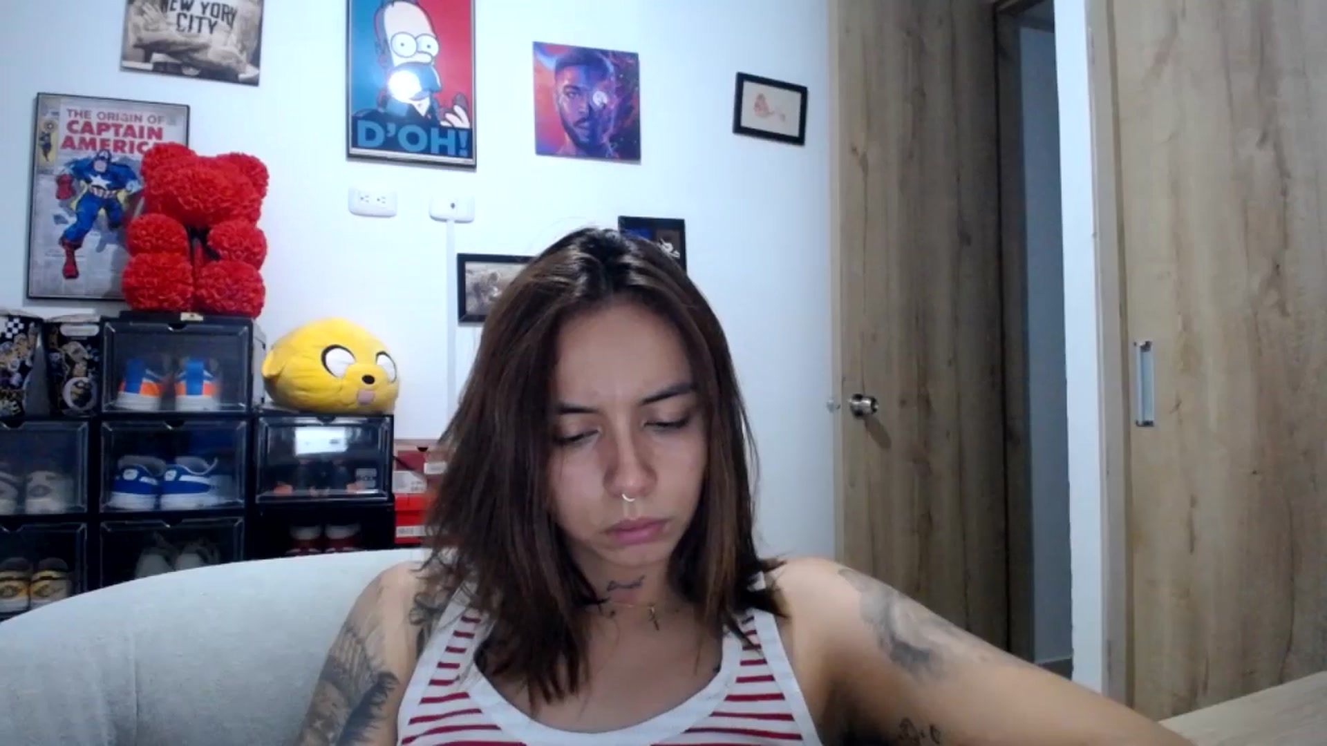 Gallery image thumbnail from scarletdoll_'s myfreecams stream on, 05/25/2024, 10:30 image 8 of 20