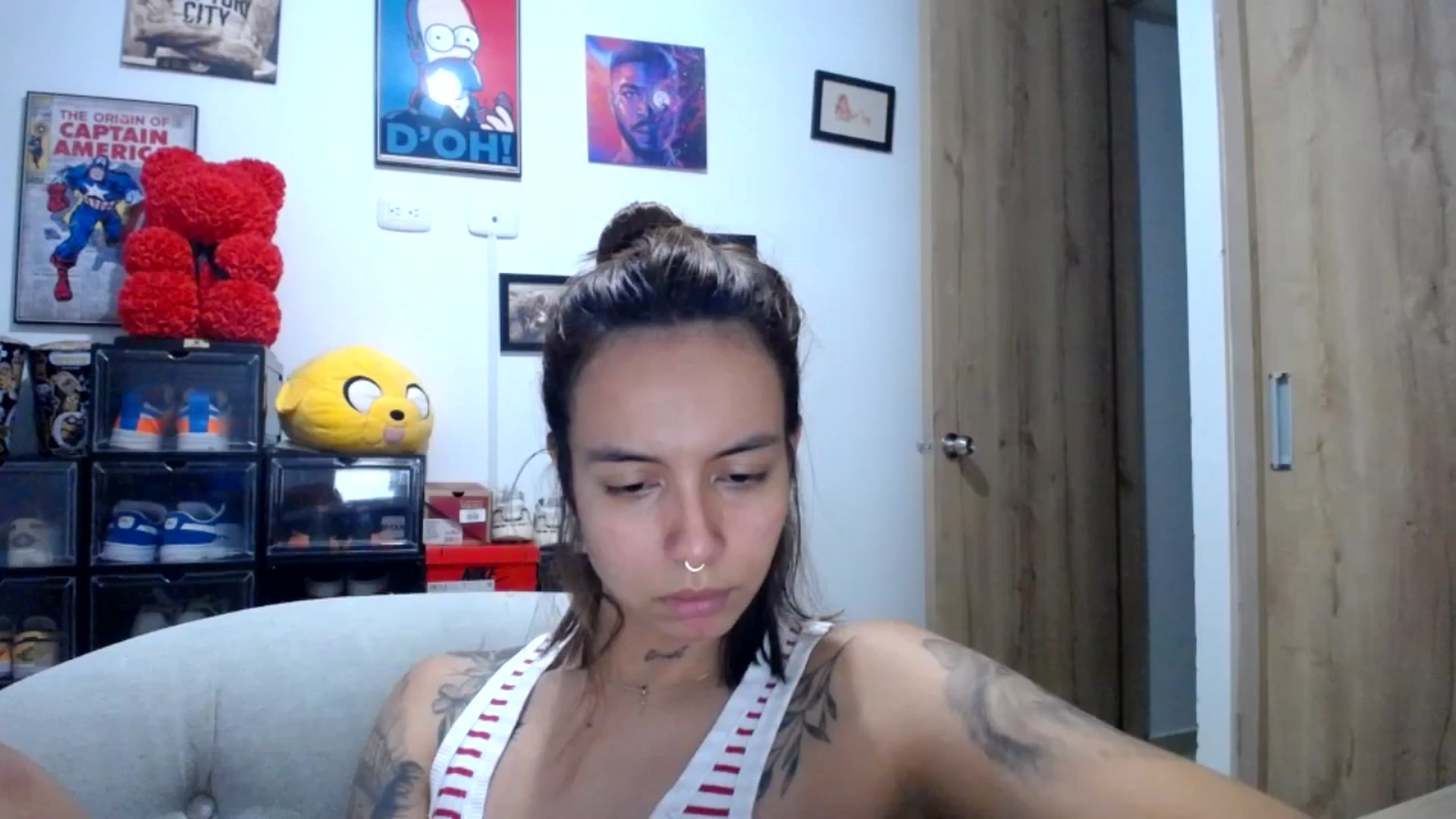 Gallery image thumbnail from scarletdoll_'s myfreecams stream on, 05/25/2024, 10:30 image 18 of 20