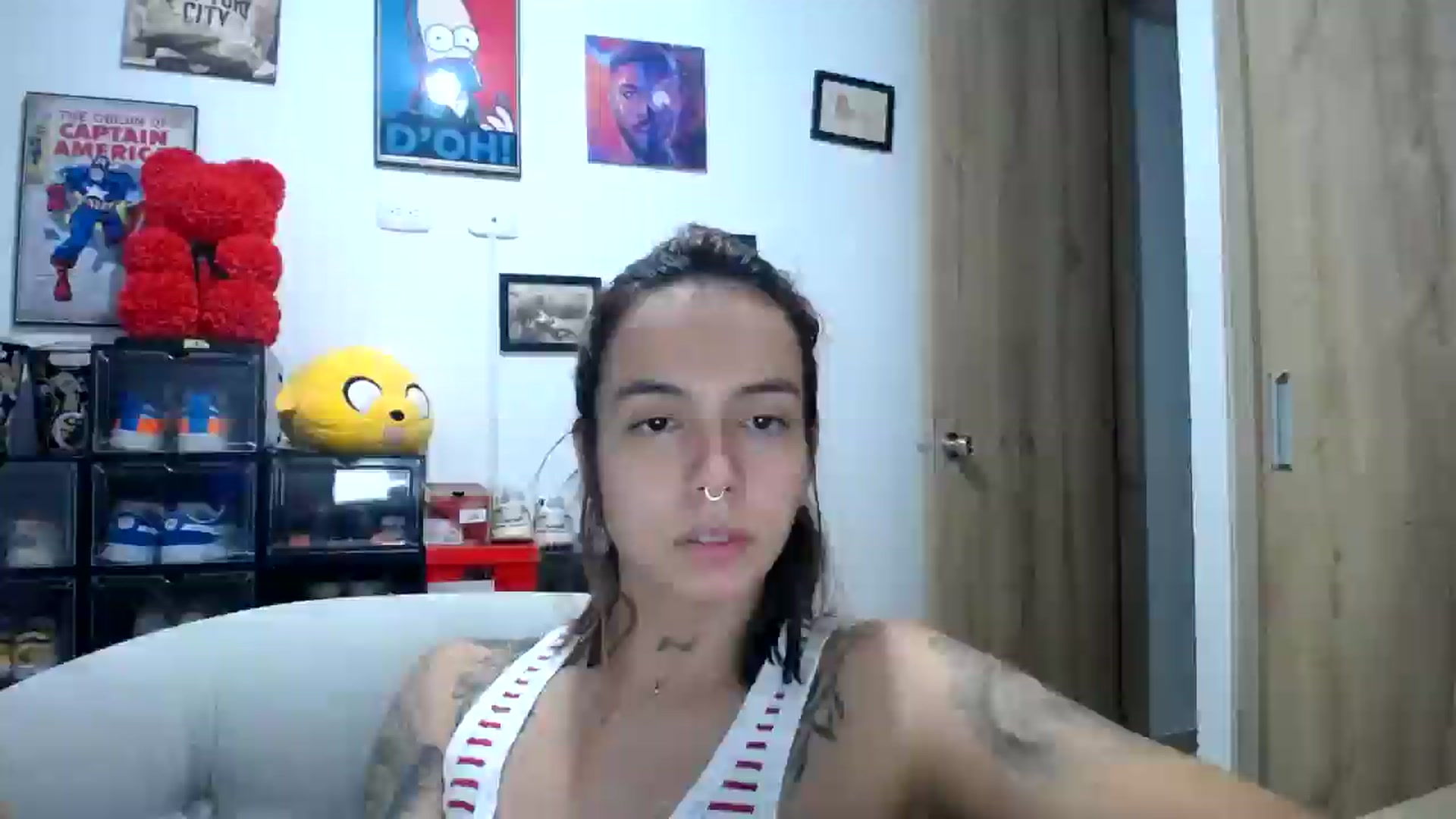 Gallery image thumbnail from scarletdoll_'s myfreecams stream on, 05/25/2024, 10:30 image 17 of 20