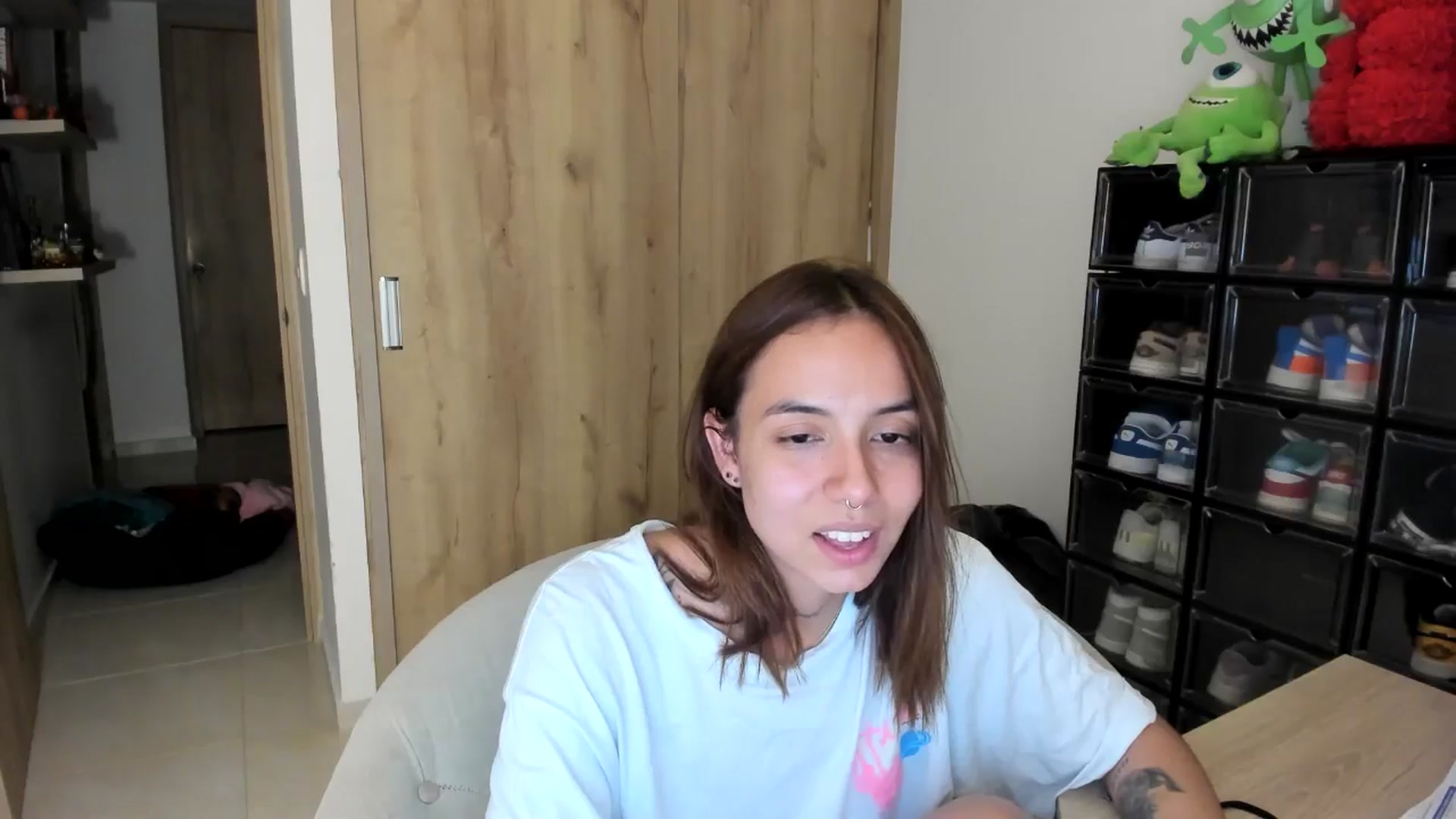 Gallery image thumbnail from scarletdoll_'s myfreecams stream on, 06/13/2024, 08:53 image 6 of 20