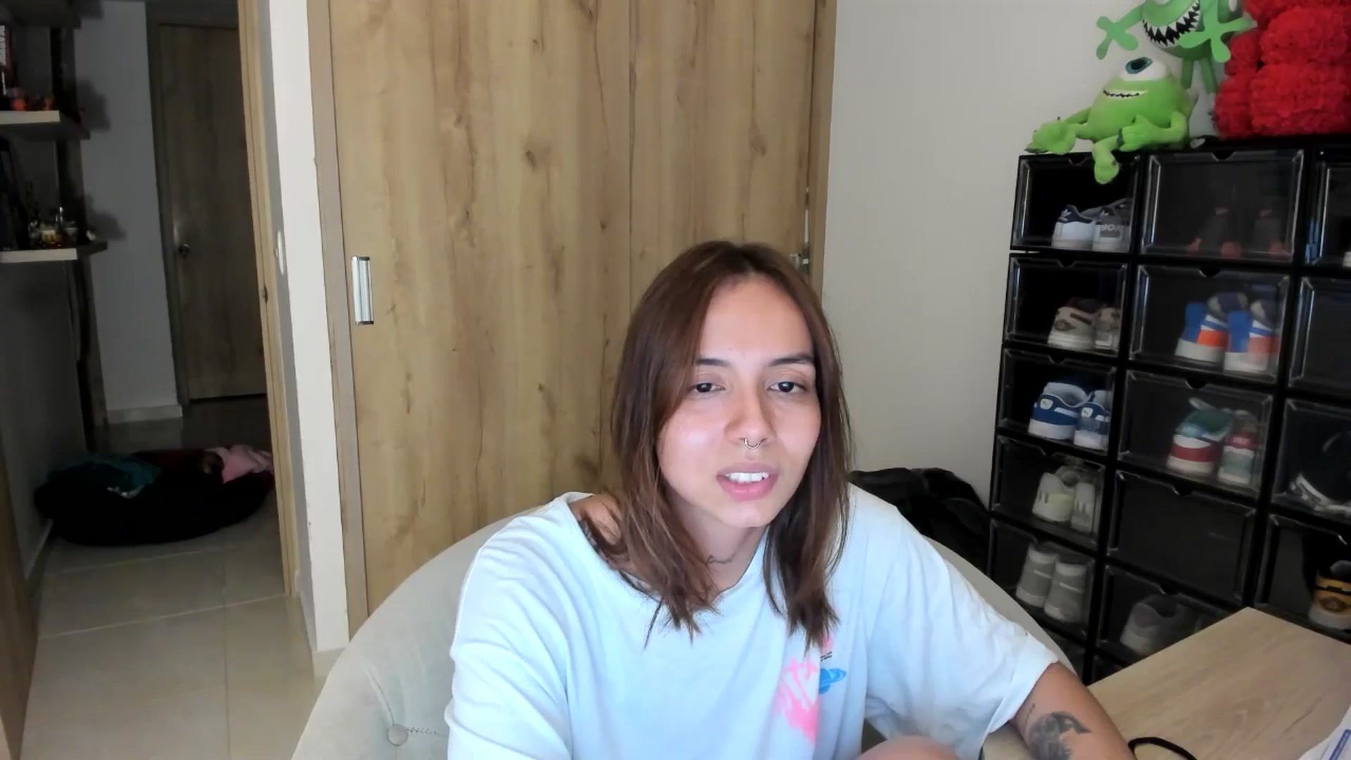 Gallery image thumbnail from scarletdoll_'s myfreecams stream on, 06/13/2024, 08:53 image 9 of 20