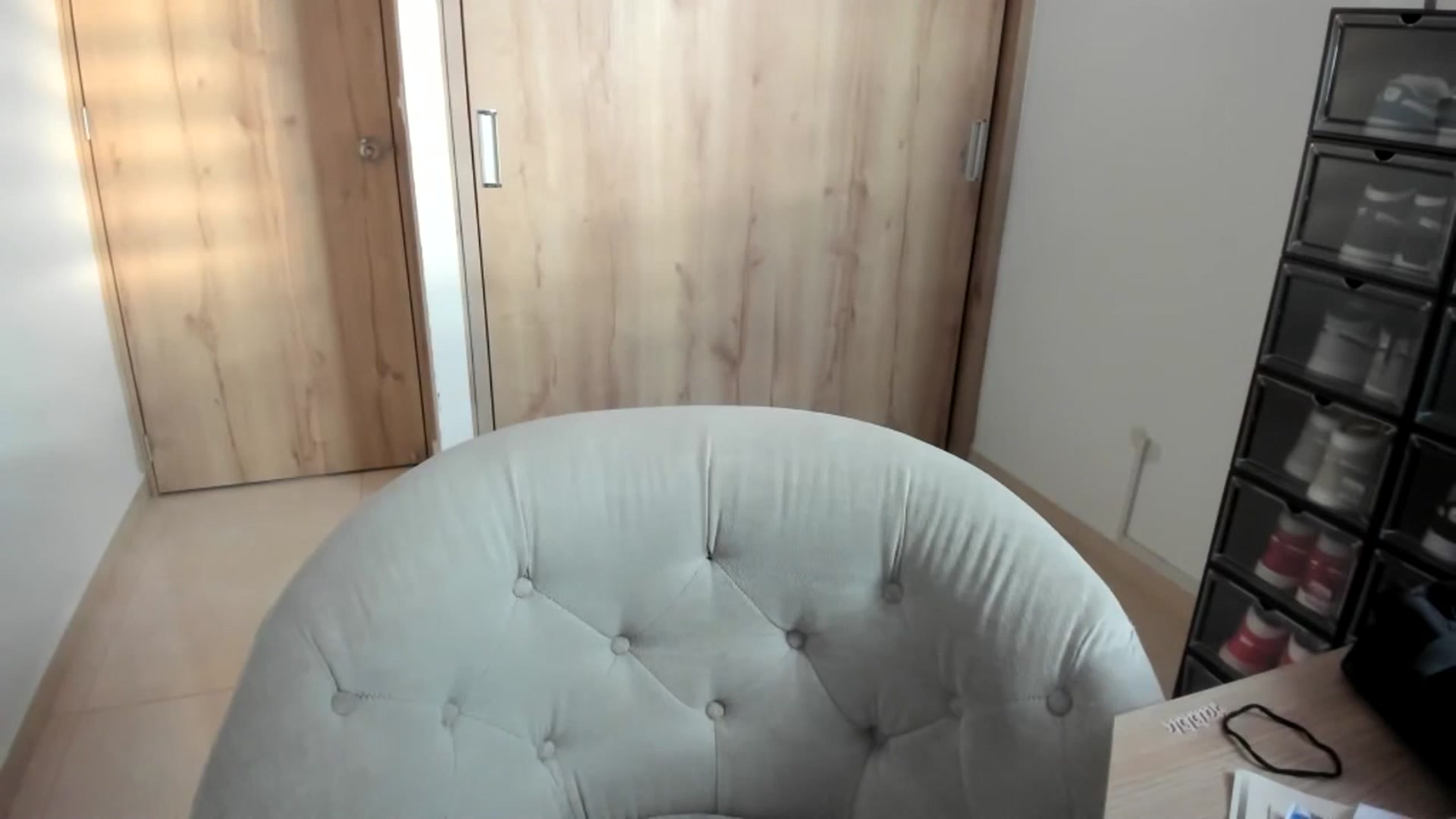 Gallery image thumbnail from scarletdoll_'s myfreecams stream on, 10/21/2024, 22:38 image 18 of 20