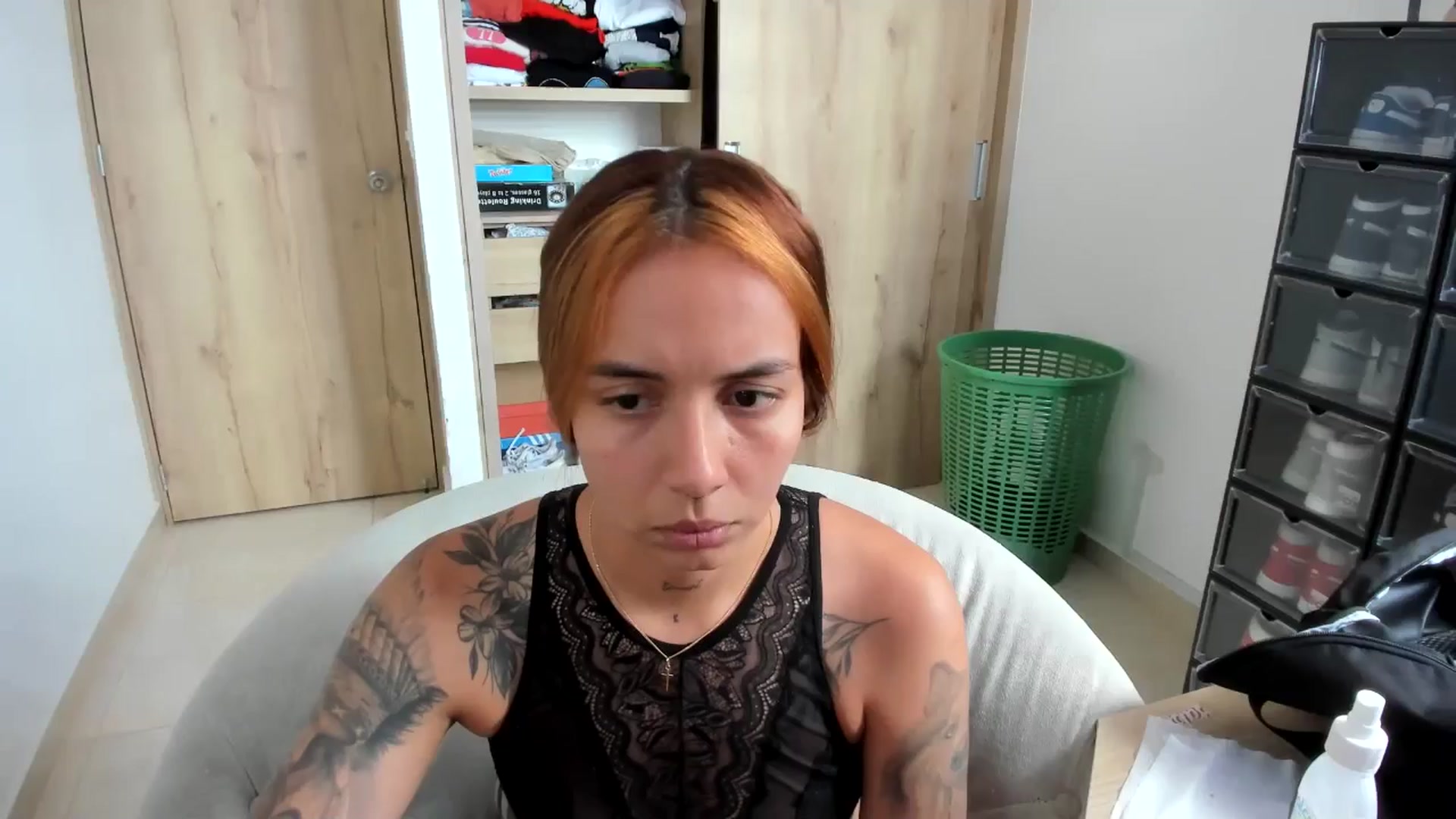 Gallery image thumbnail from scarletdoll_'s myfreecams stream on, 10/22/2024, 18:42 image 1 of 20