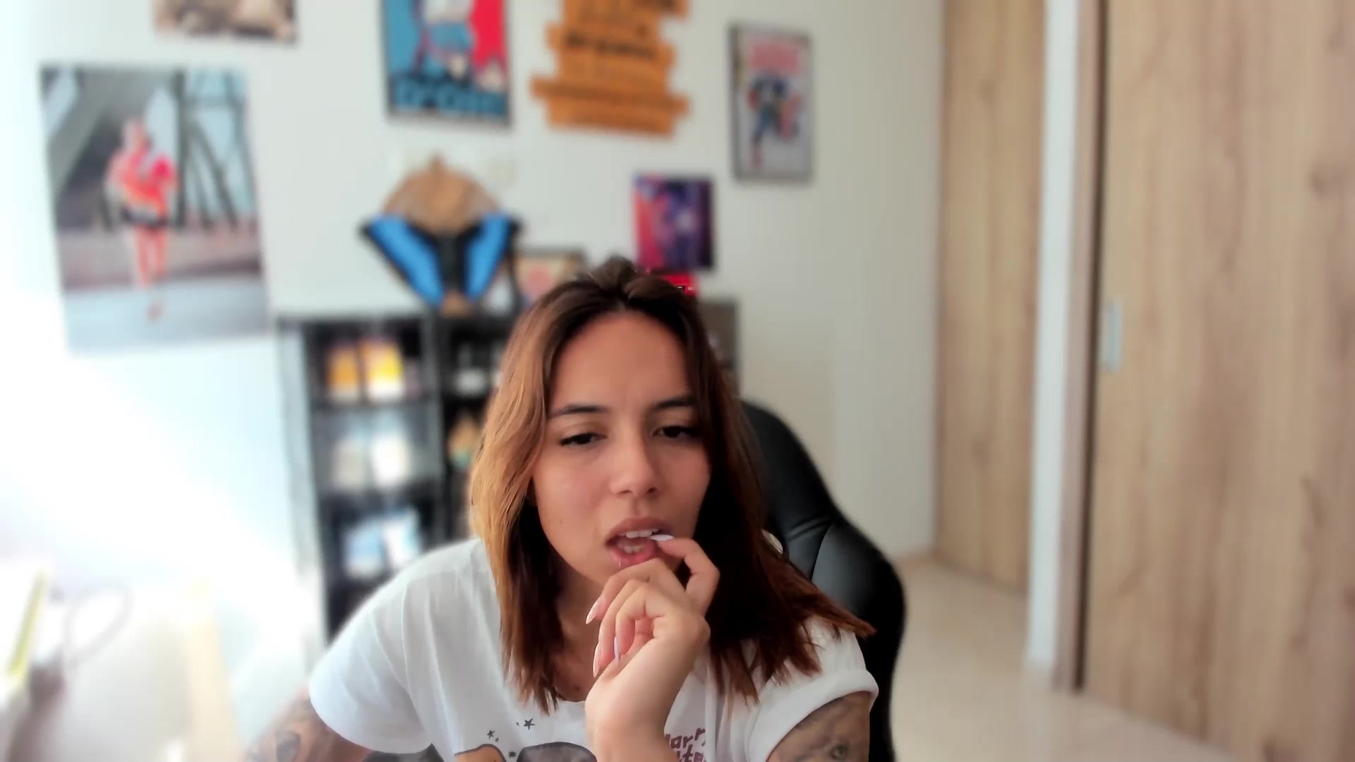 Gallery image thumbnail from scarletdoll_'s myfreecams stream on, 02/05/2026, 21:55 image 9 of 20