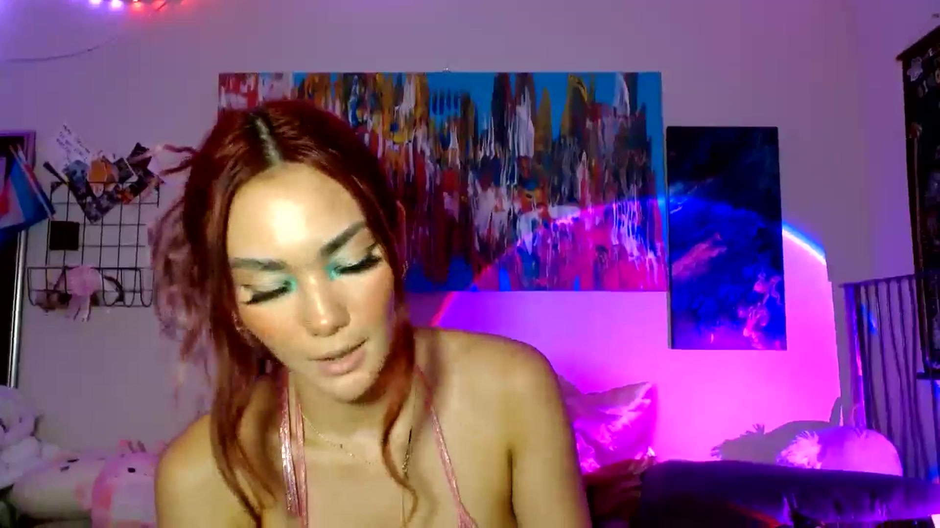 Gallery image thumbnail from scarmoonxxx's myfreecams stream on, 07/02/2024, 12:00 image 6 of 20
