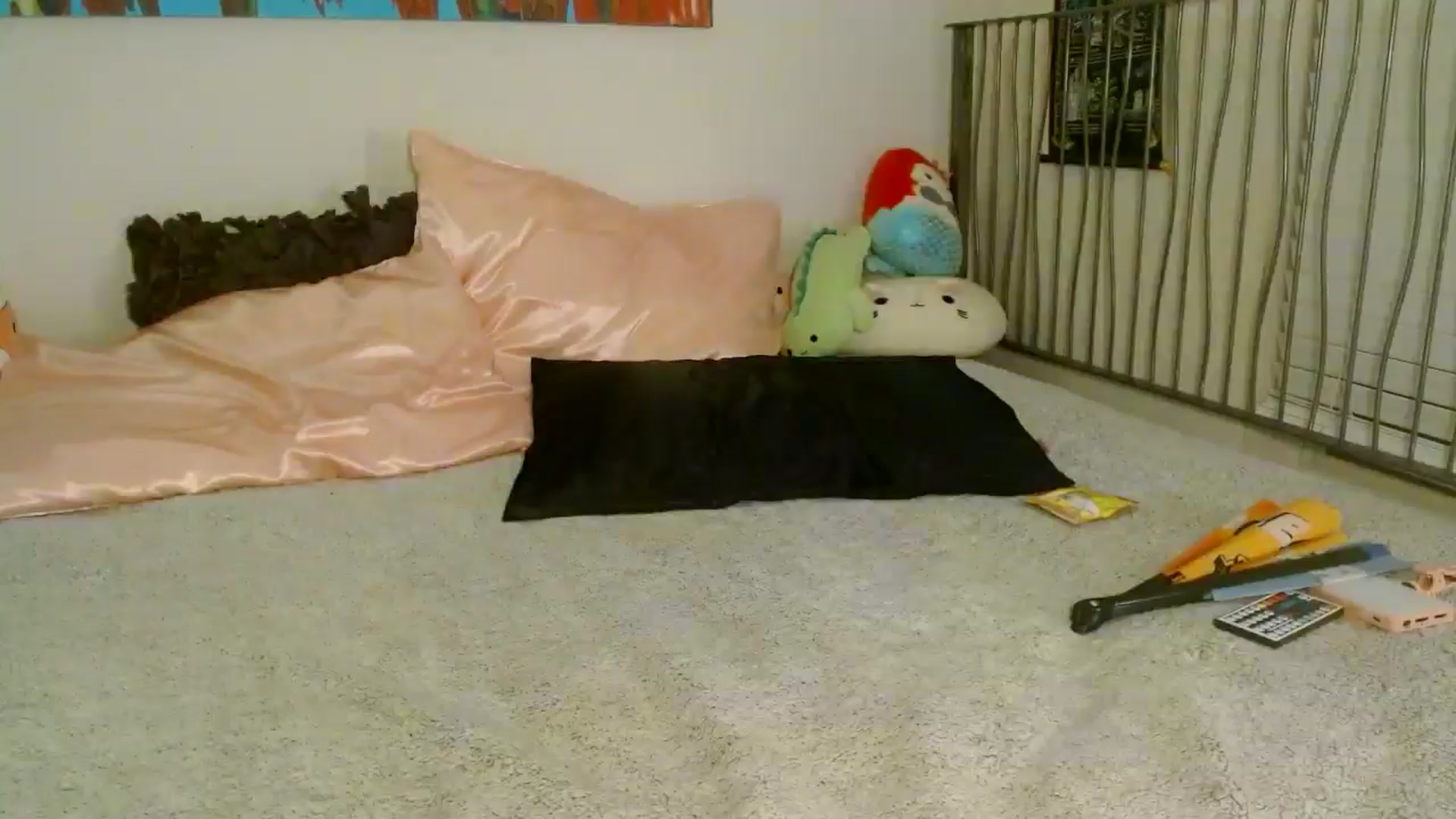 Gallery image thumbnail from scarmoonxxx's myfreecams stream on, 07/16/2024, 08:43 image 13 of 20