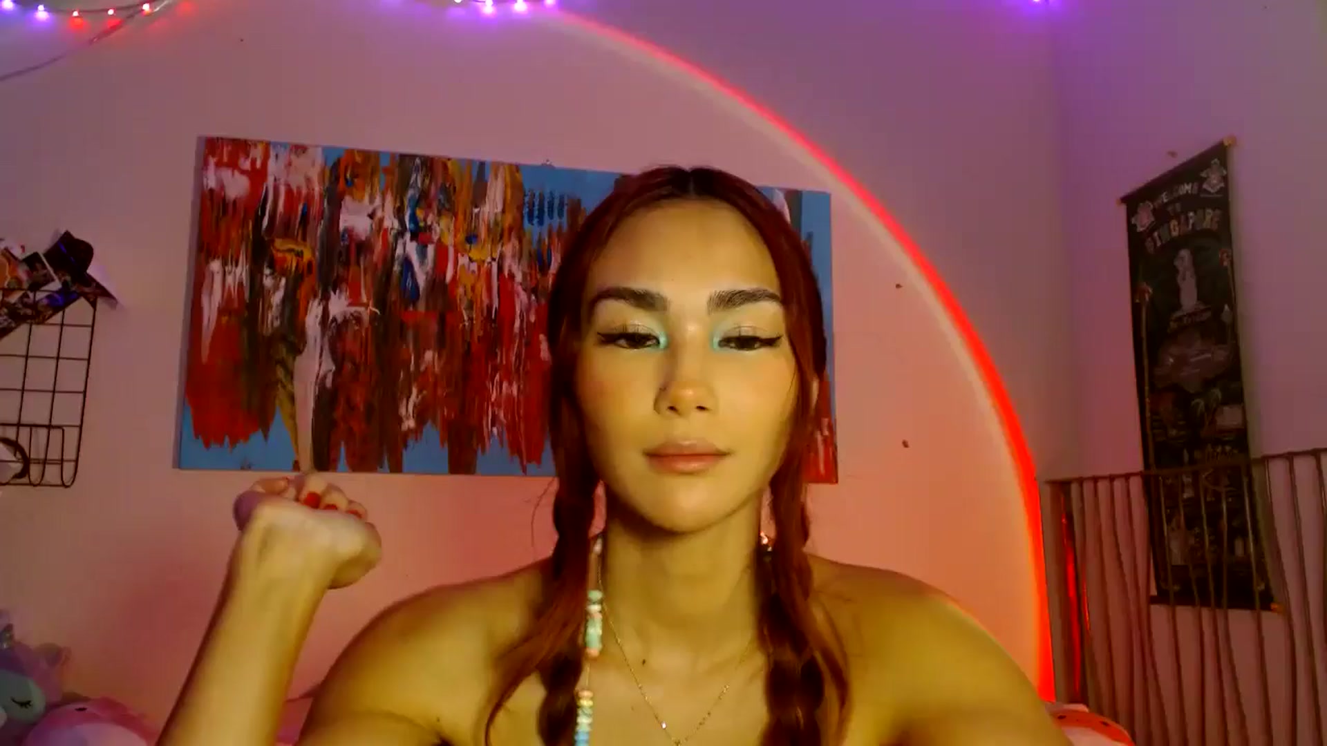 Gallery image thumbnail from scarmoonxxx's myfreecams stream on, 07/18/2024, 07:00 image 10 of 20