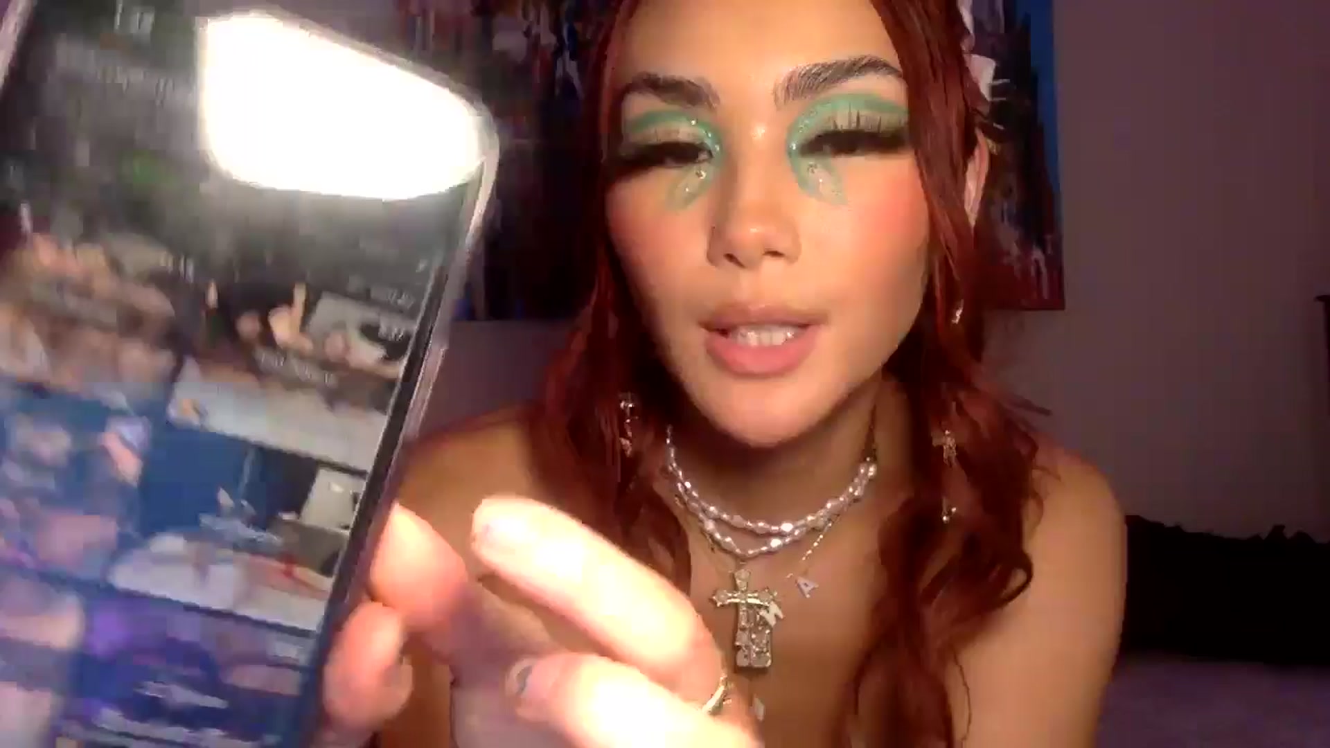 Gallery image thumbnail from scarmoonxxx's myfreecams stream on, 09/10/2024, 06:36 image 20 of 20