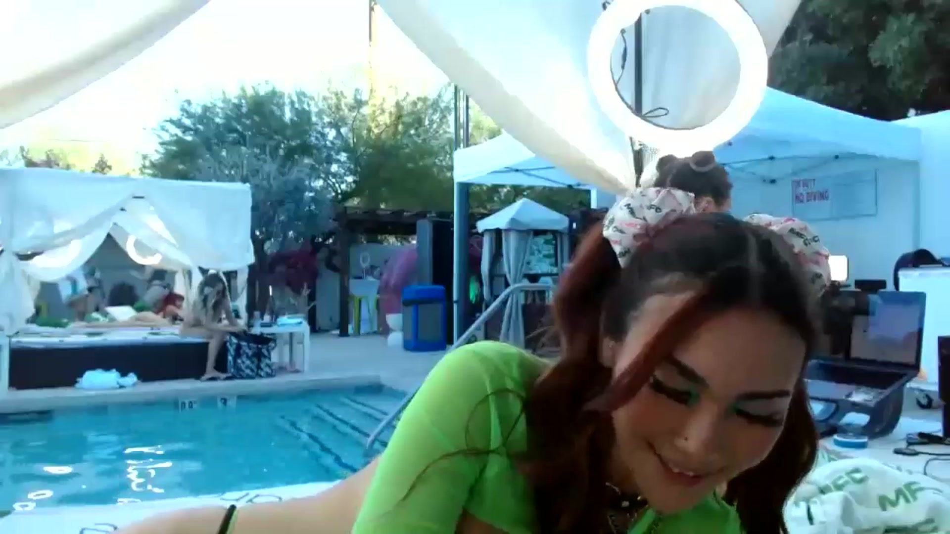 Gallery image thumbnail from scarmoonxxx's myfreecams stream on, 09/26/2024, 02:05 image 5 of 20